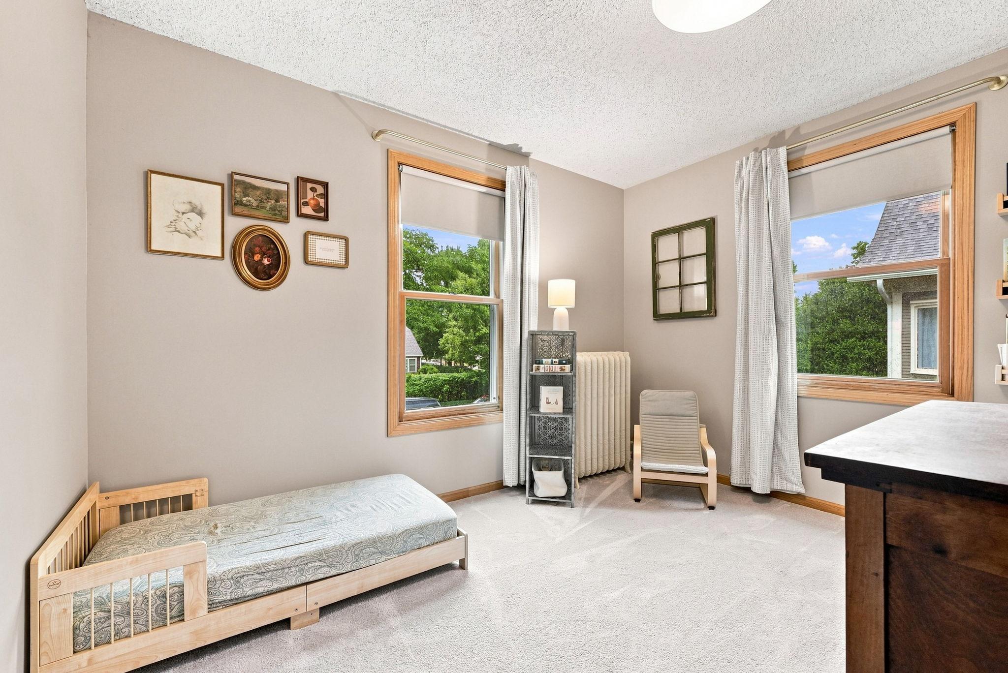View of Residential at 718 Manomin Avenue, Saint Paul MN 55107, Saint Paul (21 of 50) - Mike Wilen | Minnesota Team Real Estate