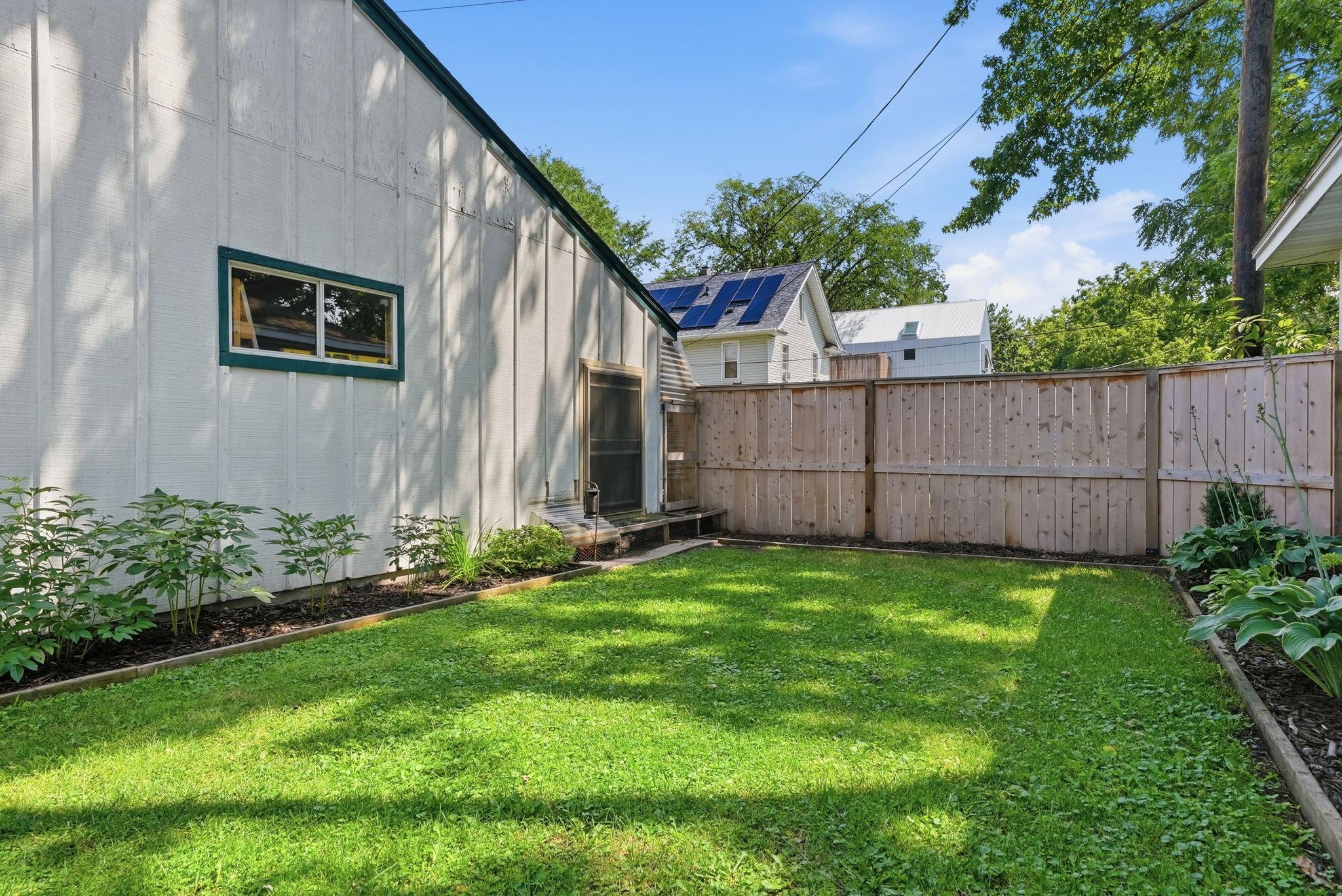 View of Residential at 718 Manomin Avenue, Saint Paul MN 55107, Saint Paul (47 of 50) - Mike Wilen | Minnesota Team Real Estate