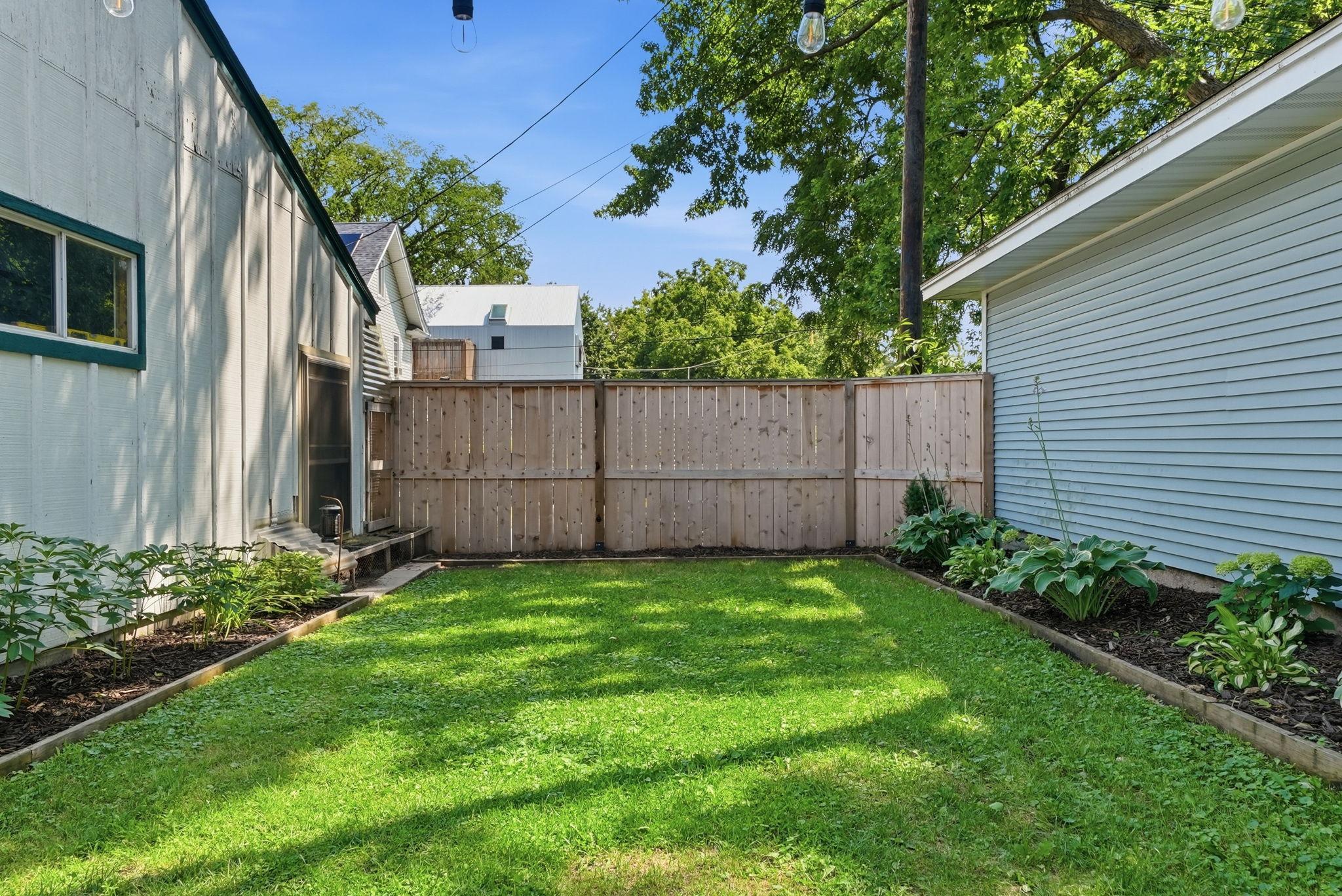 View of Residential at 718 Manomin Avenue, Saint Paul MN 55107, Saint Paul (46 of 50) - Mike Wilen | Minnesota Team Real Estate