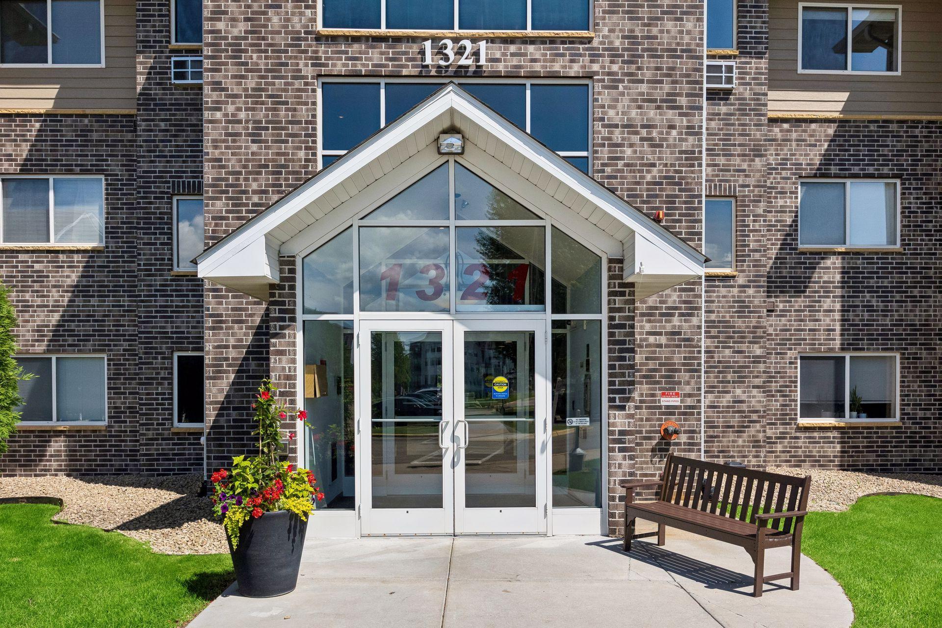 View of Residential at 1321 Lake Drive #123, Chanhassen MN 55317, Chanhassen (25 of 32) - Mike Wilen | Minnesota Team Real Estate