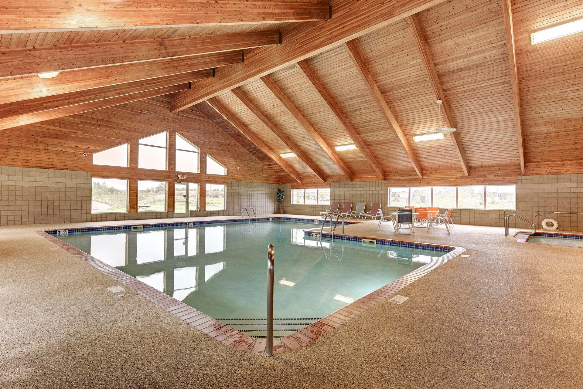 View of Residential at 1321 Lake Drive #123, Chanhassen MN 55317, Chanhassen (28 of 32) - Mike Wilen | Minnesota Team Real Estate