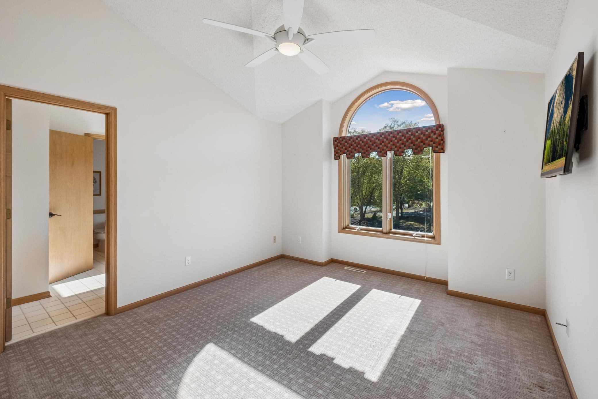 View of Residential at 2078 Royale Drive, Eagan MN 55122, Eagan (47 of 74) - Mike Wilen | Minnesota Team Real Estate