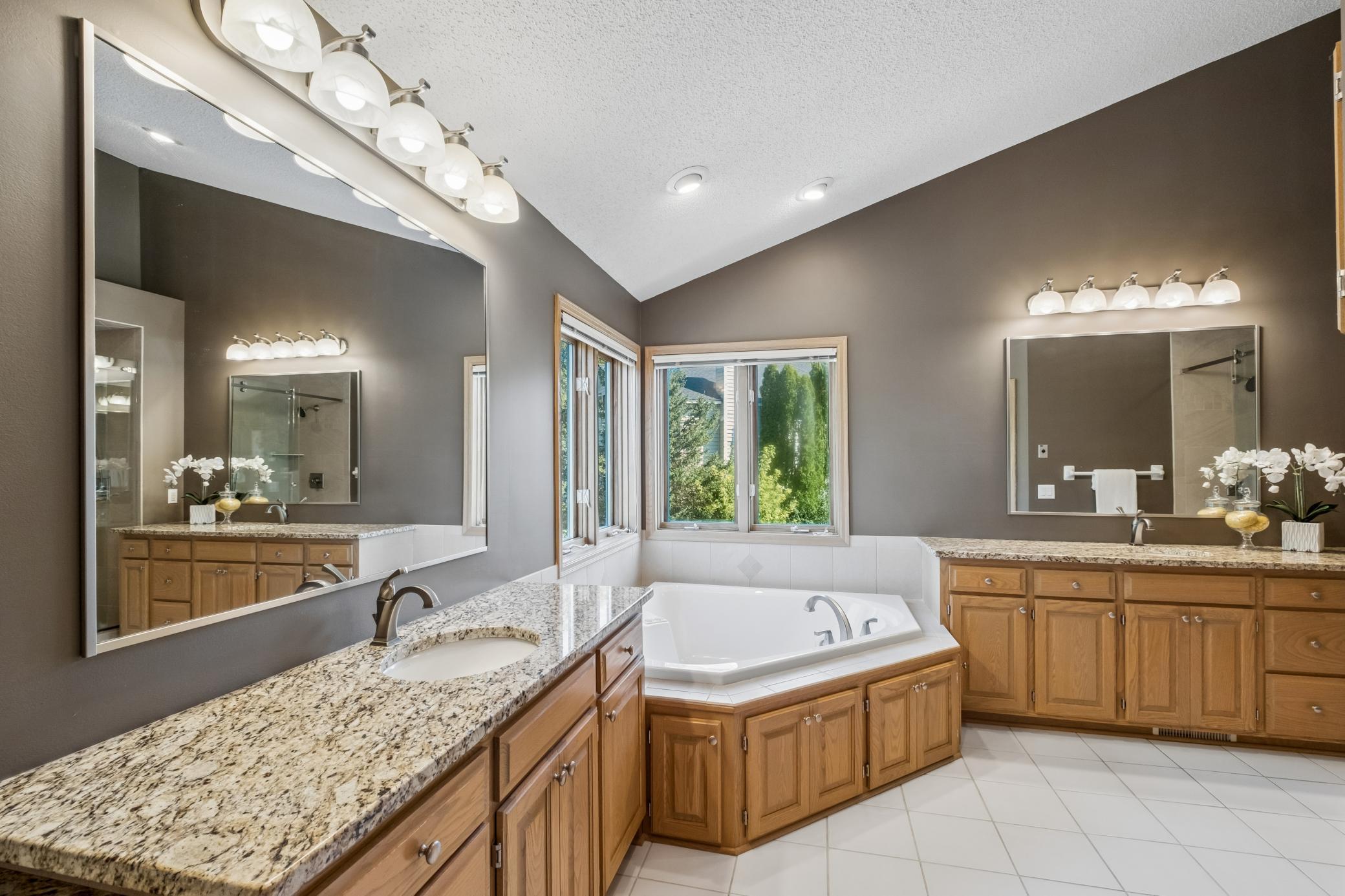 View of Residential at 2078 Royale Drive, Eagan MN 55122, Eagan (41 of 74) - Mike Wilen | Minnesota Team Real Estate