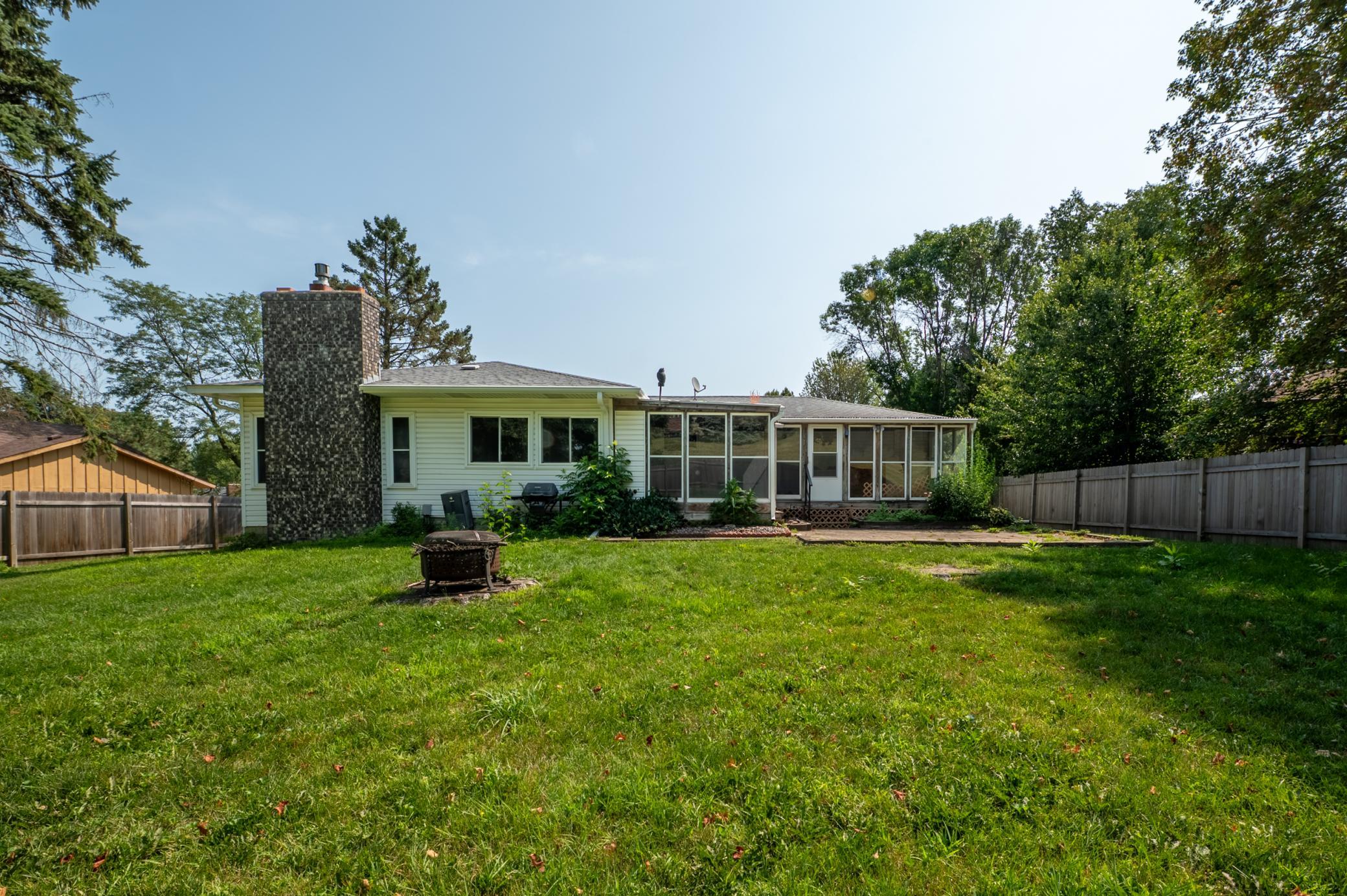 View of Residential at 1732 Evergreen Drive, Woodbury MN 55125, Woodbury (36 of 37) - Mike Wilen | Minnesota Team Real Estate