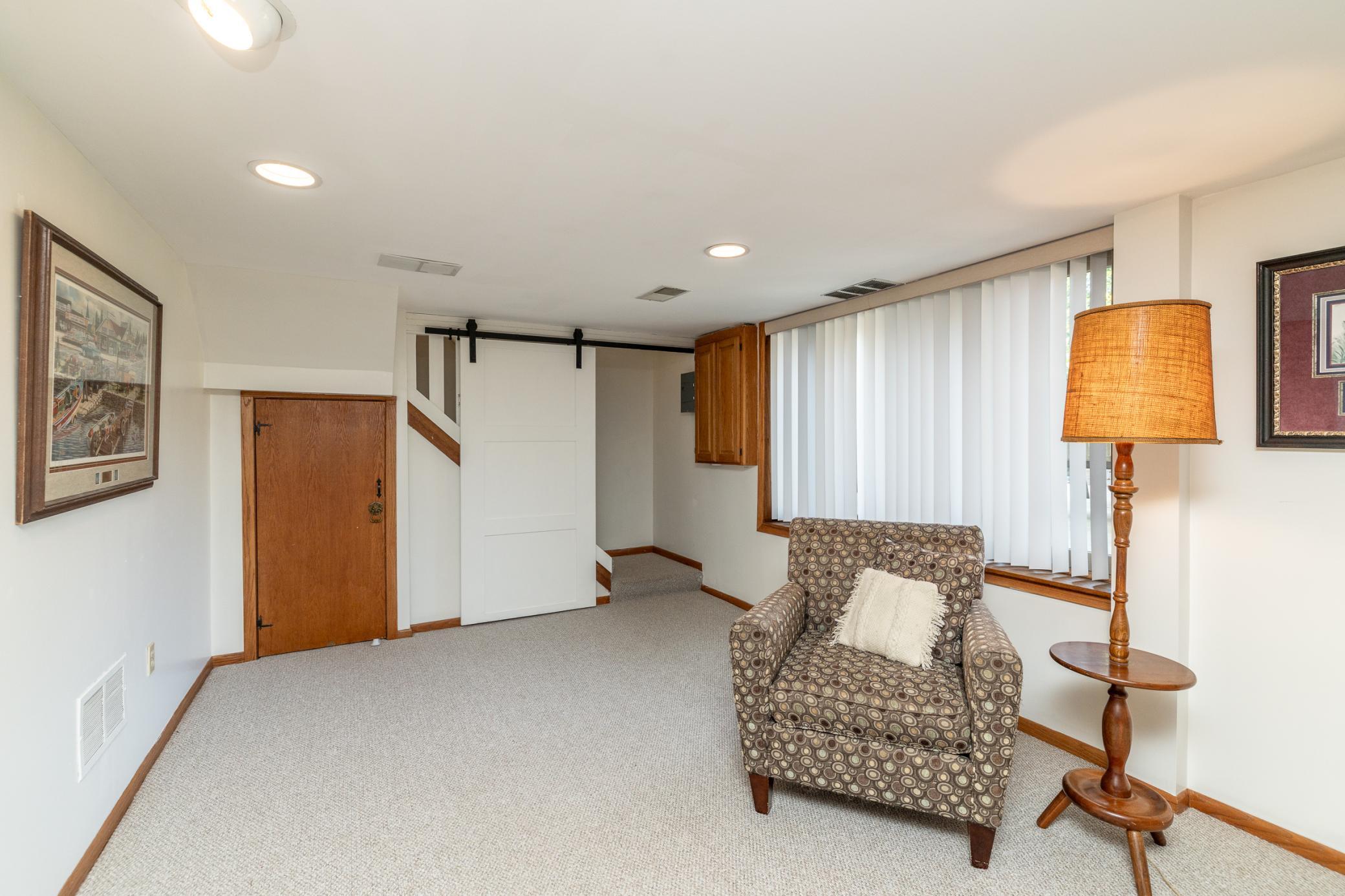 View of Residential at 1000 Mound Spring Terrace, Bloomington MN 55420, Bloomington (29 of 60) - Mike Wilen | Minnesota Team Real Estate