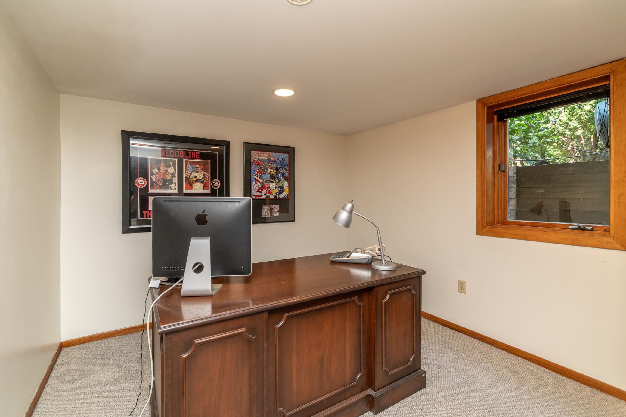View of Residential at 1000 Mound Spring Terrace, Bloomington MN 55420, Bloomington (36 of 60) - Mike Wilen | Minnesota Team Real Estate