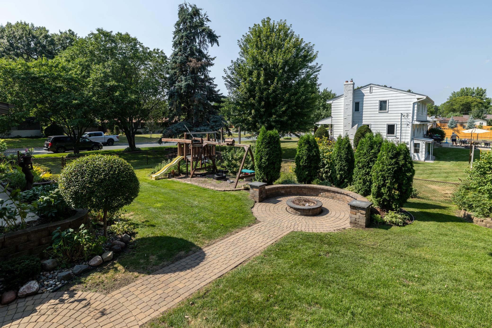 View of Residential at 1000 Mound Spring Terrace, Bloomington MN 55420, Bloomington (49 of 60) - Mike Wilen | Minnesota Team Real Estate