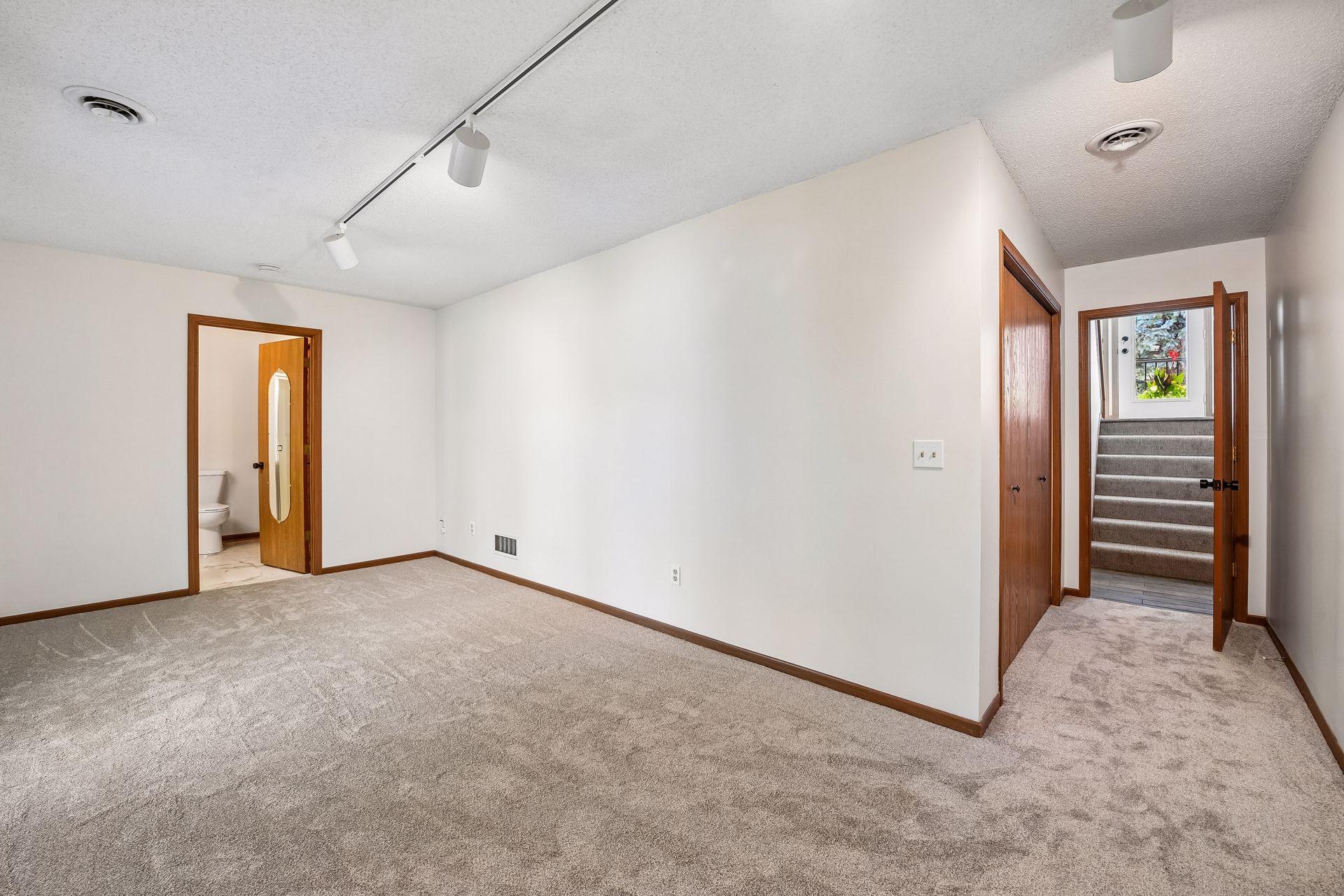 View of Residential at 7229 Bren Lane, Eden Prairie MN 55346, Eden Prairie (27 of 31) - Mike Wilen | Minnesota Team Real Estate