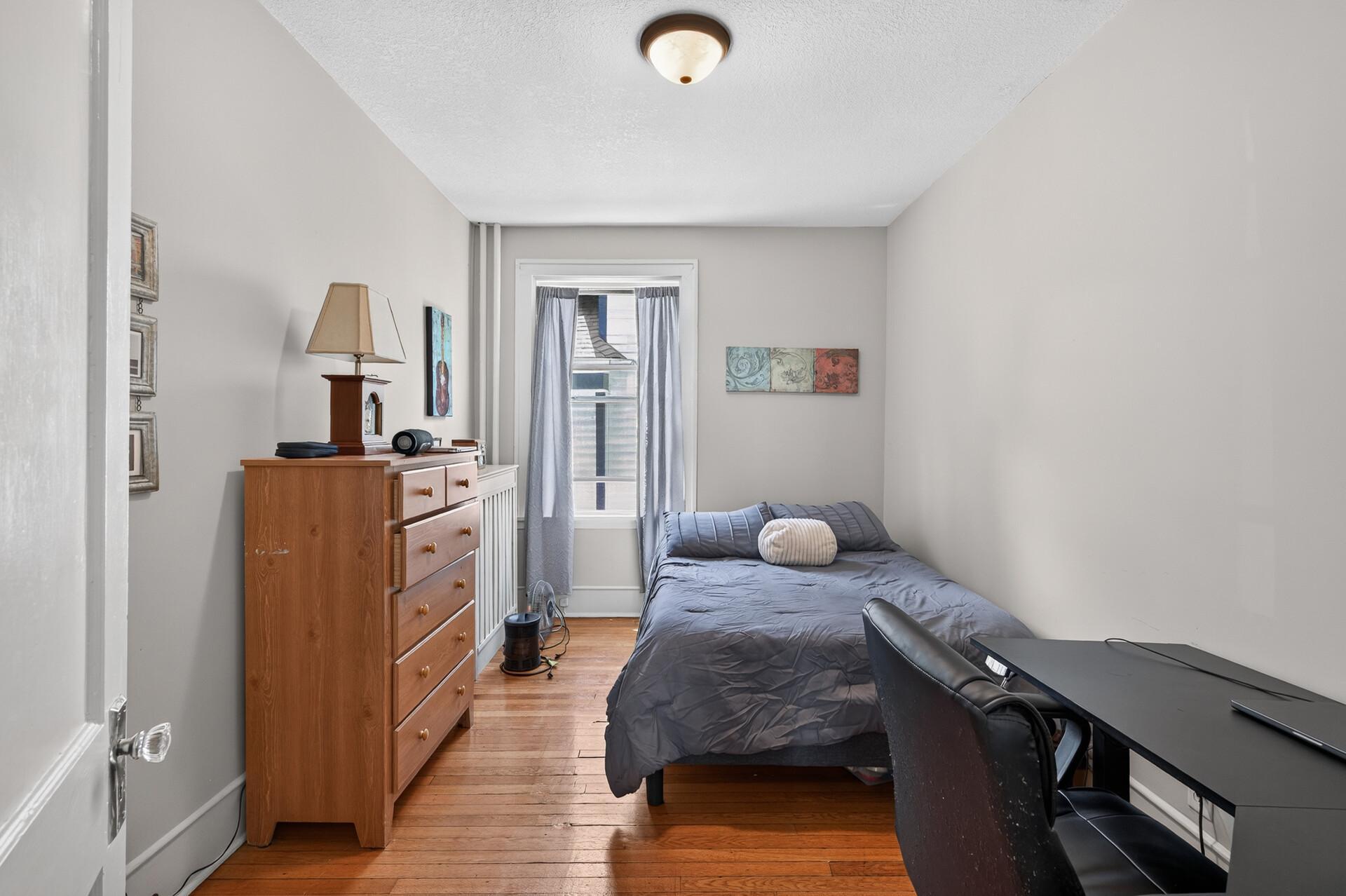 View of Residential Income at 757 Laurel Avenue, Saint Paul MN 55104, Saint Paul (10 of 52) - Mike Wilen | Minnesota Team Real Estate