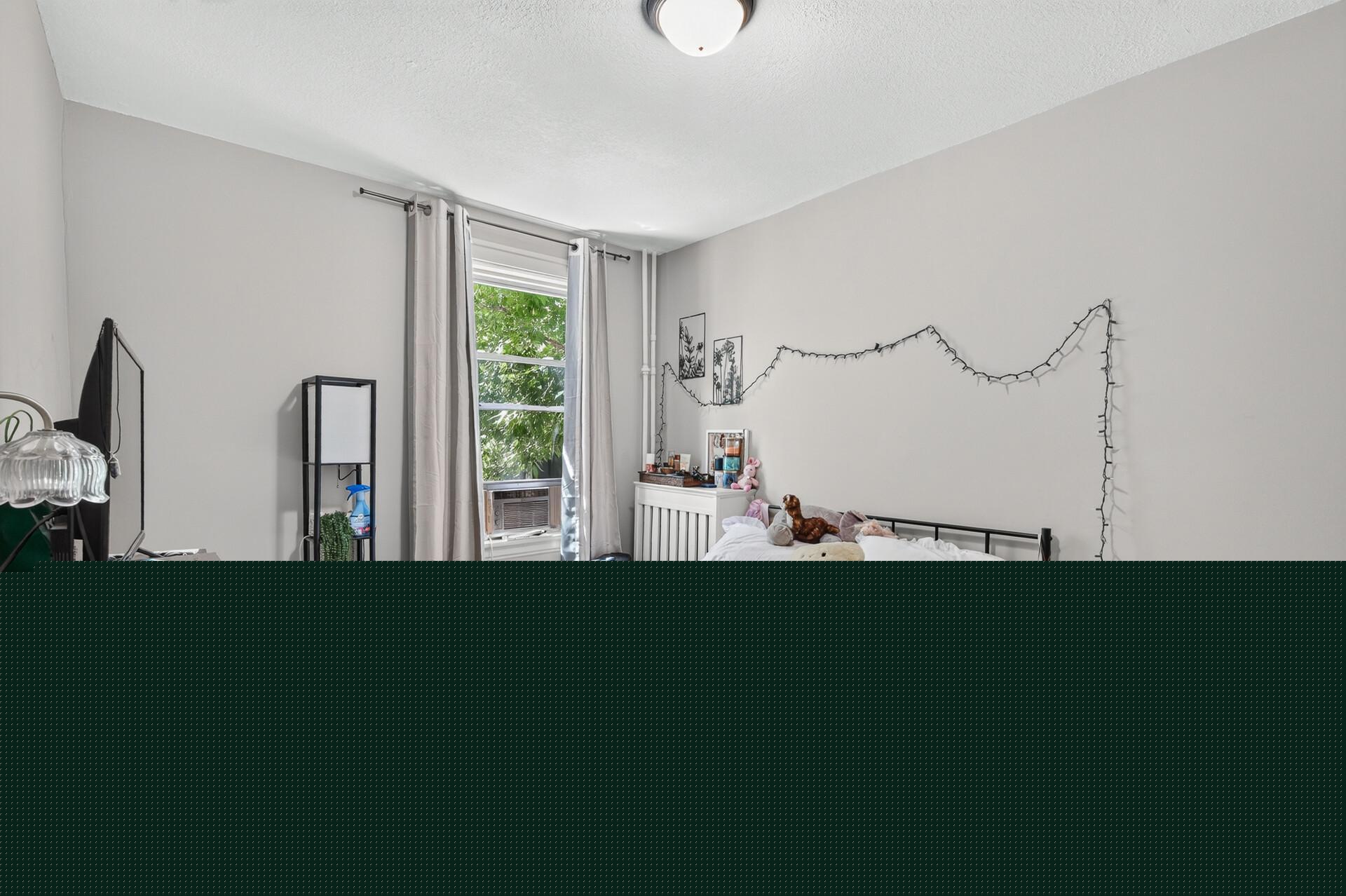 View of Residential Income at 757 Laurel Avenue, Saint Paul MN 55104, Saint Paul (12 of 52) - Mike Wilen | Minnesota Team Real Estate