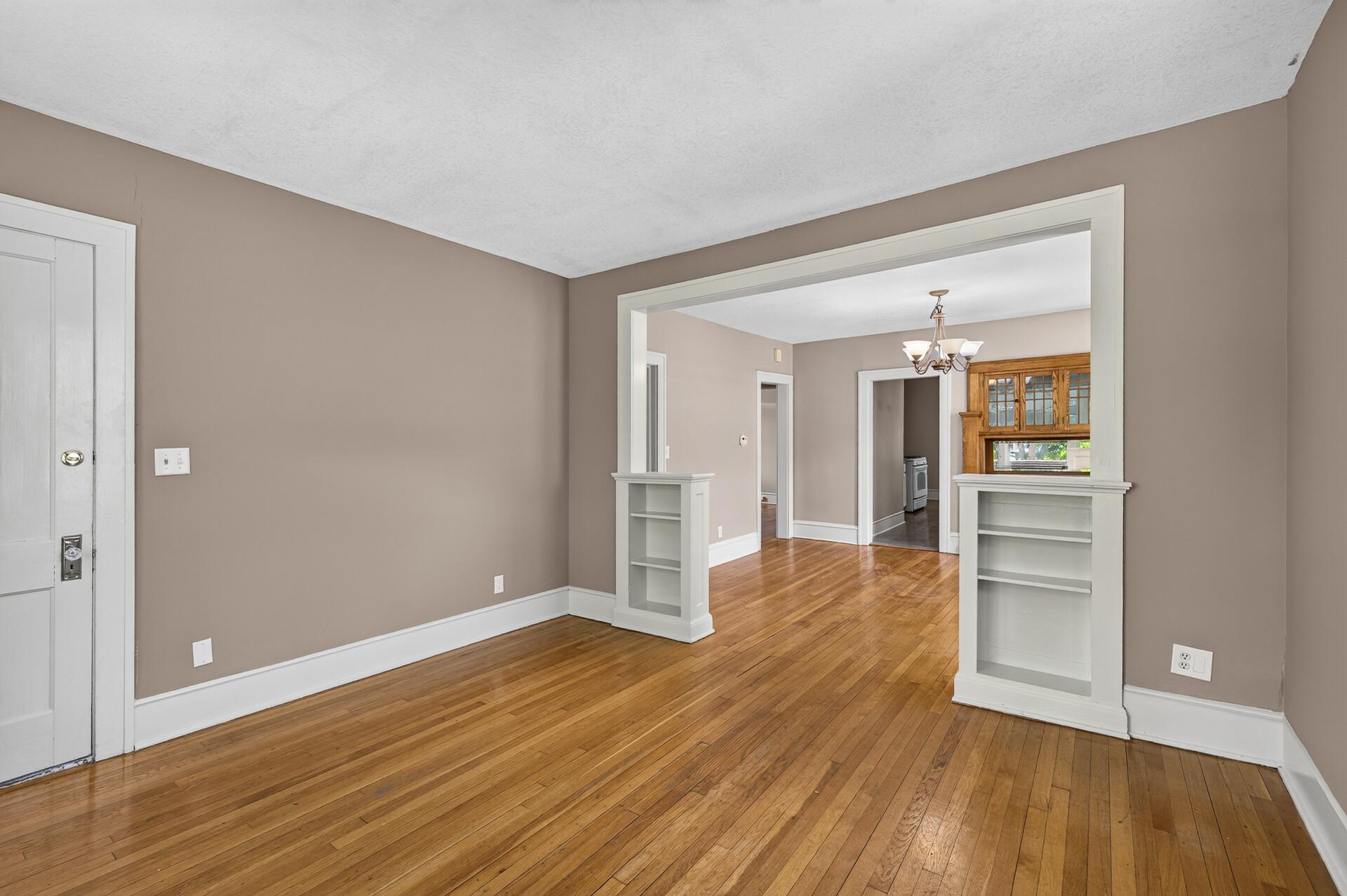 View of Residential Income at 757 Laurel Avenue, Saint Paul MN 55104, Saint Paul (14 of 52) - Mike Wilen | Minnesota Team Real Estate
