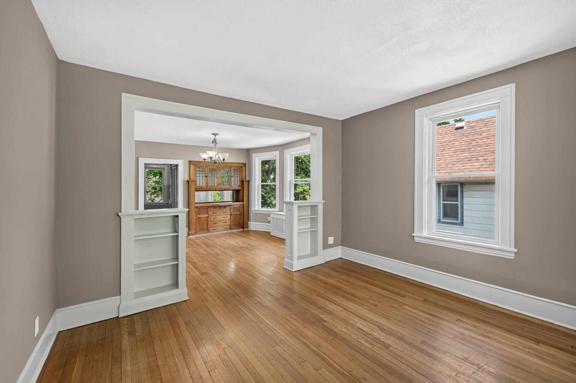 View of Residential Income at 757 Laurel Avenue, Saint Paul MN 55104, Saint Paul (17 of 52) - Mike Wilen | Minnesota Team Real Estate