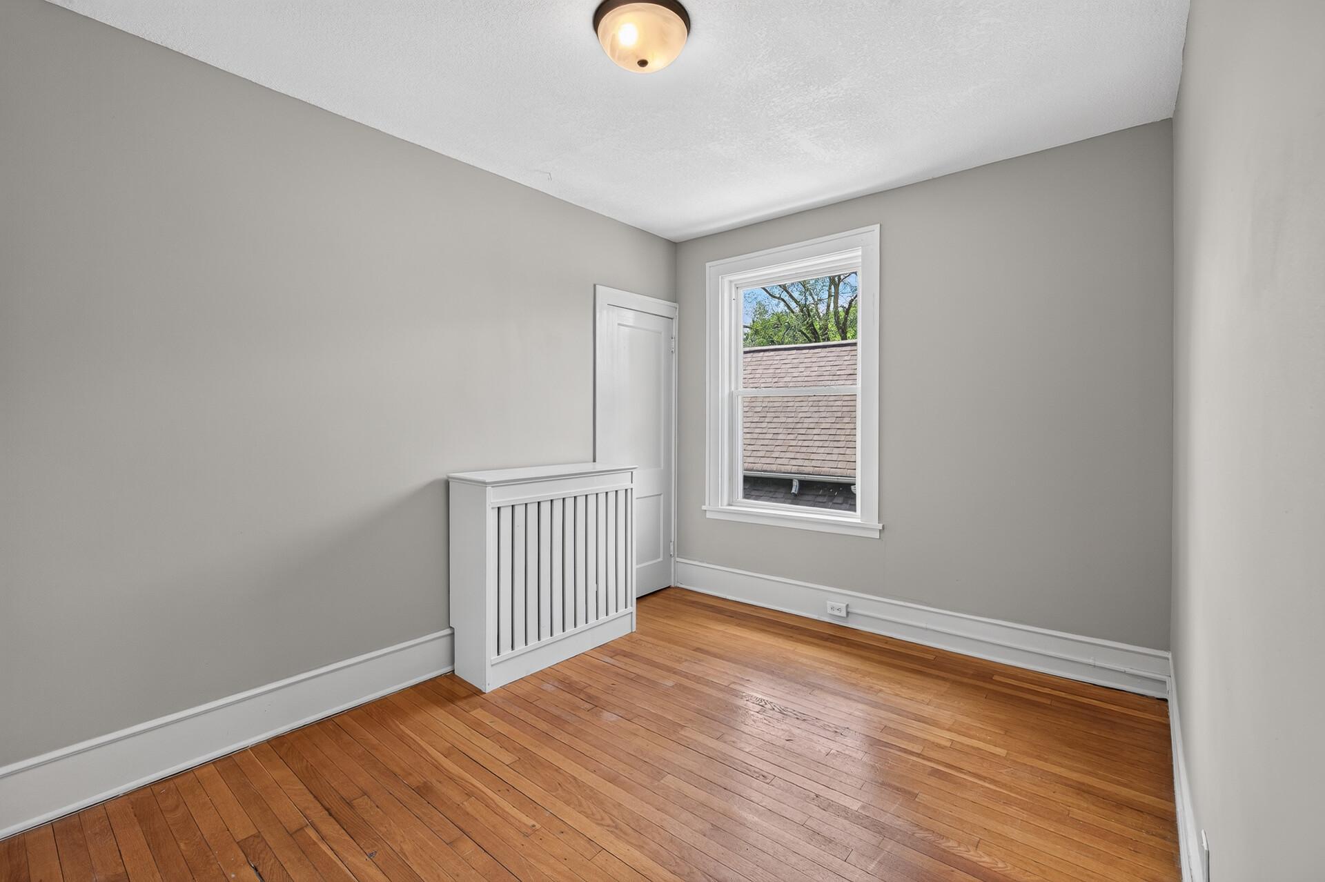 View of Residential Income at 757 Laurel Avenue, Saint Paul MN 55104, Saint Paul (23 of 52) - Mike Wilen | Minnesota Team Real Estate