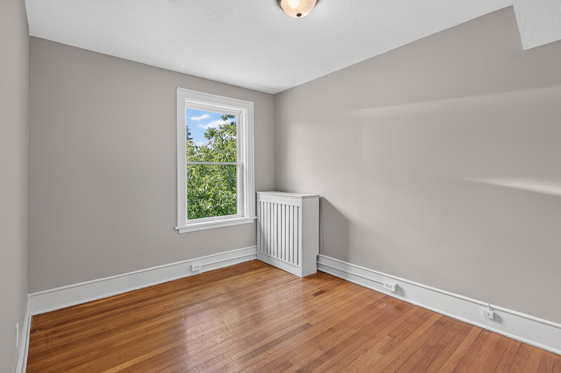 View of Residential Income at 757 Laurel Avenue, Saint Paul MN 55104, Saint Paul (26 of 52) - Mike Wilen | Minnesota Team Real Estate