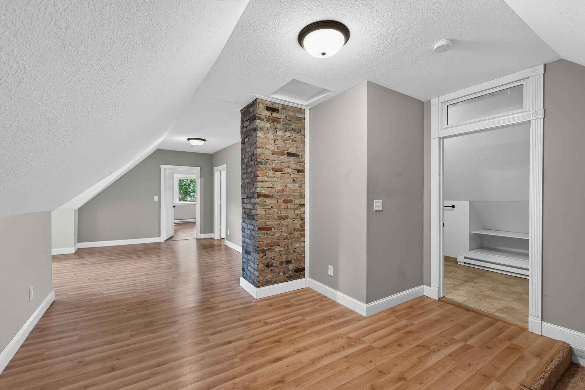 View of Residential Income at 757 Laurel Avenue, Saint Paul MN 55104, Saint Paul (35 of 52) - Mike Wilen | Minnesota Team Real Estate