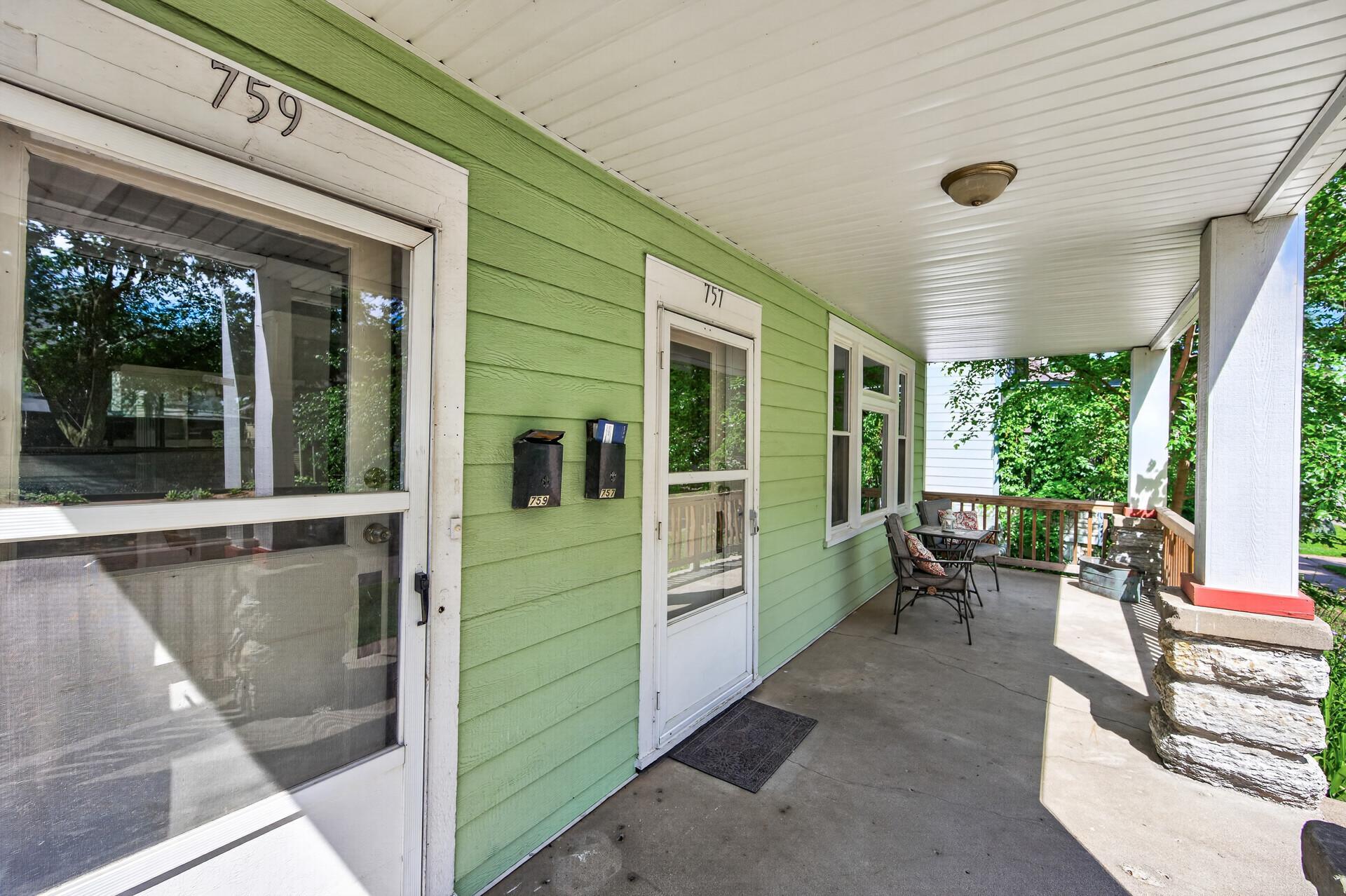 View of Residential Income at 757 Laurel Avenue, Saint Paul MN 55104, Saint Paul (51 of 52) - Mike Wilen | Minnesota Team Real Estate