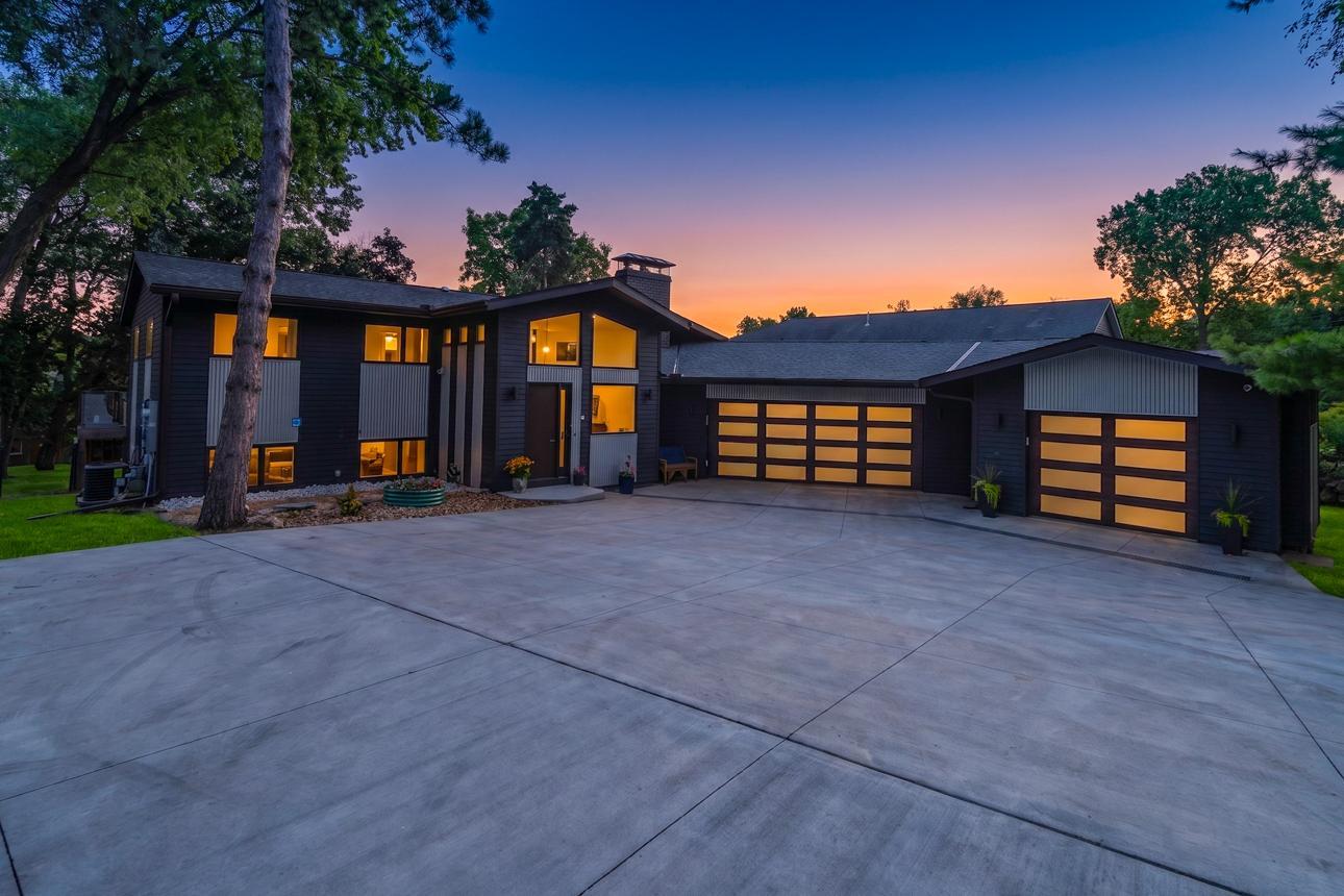 View of Residential at 2968 Owasso Boulevard, Roseville MN 55113, Roseville (3 of 66) - Mike Wilen | Minnesota Team Real Estate