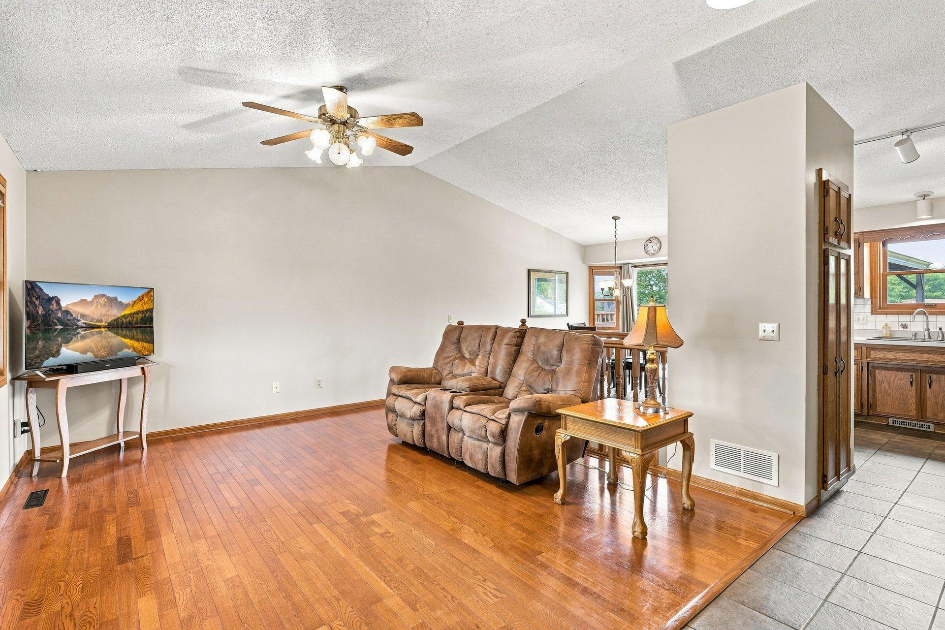 View of Residential at 17314 Greentree Path, Lakeville MN 55044, Lakeville (3 of 58) - Mike Wilen | Minnesota Team Real Estate