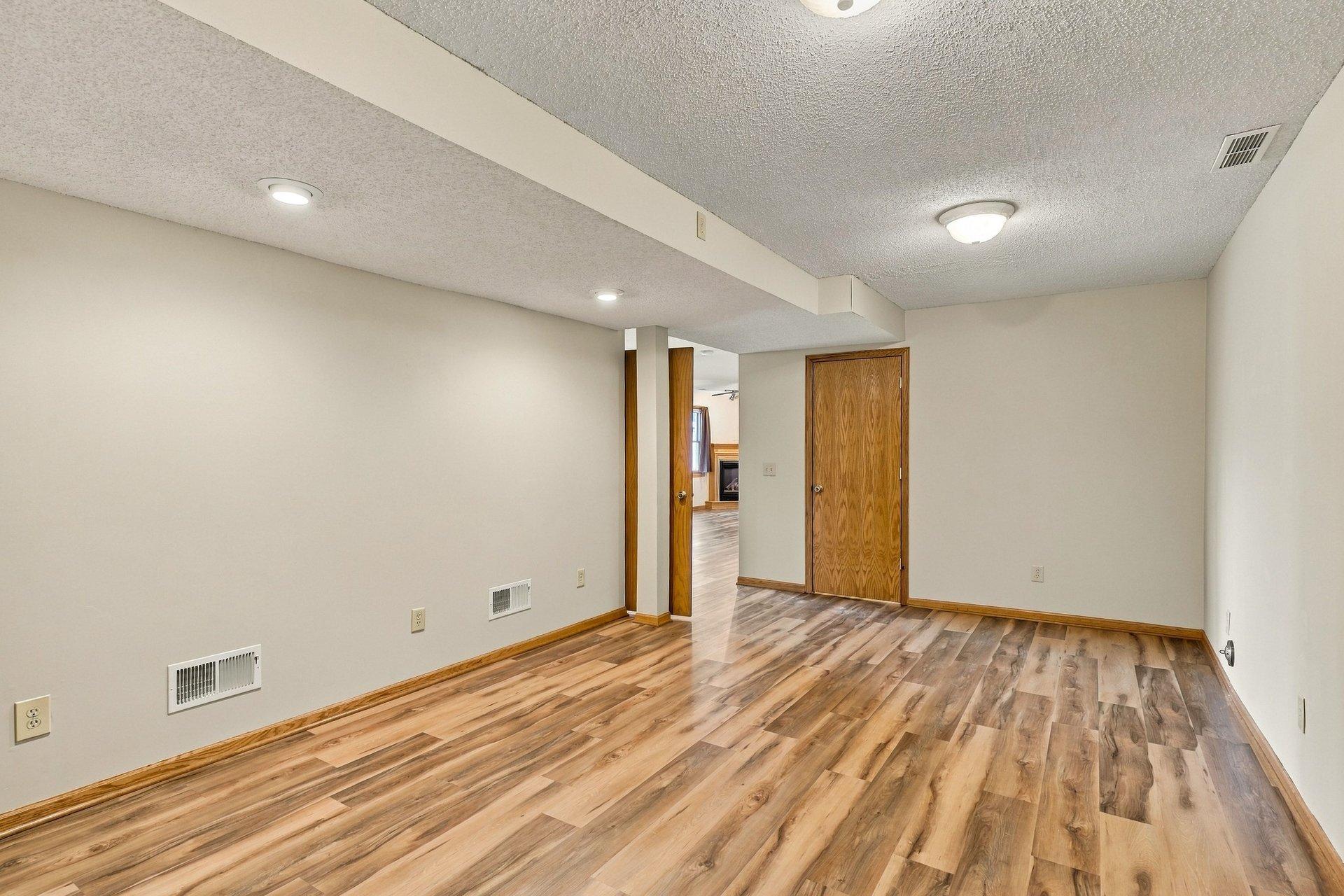 View of Residential at 17314 Greentree Path, Lakeville MN 55044, Lakeville (49 of 66) - Mike Wilen | Minnesota Team Real Estate