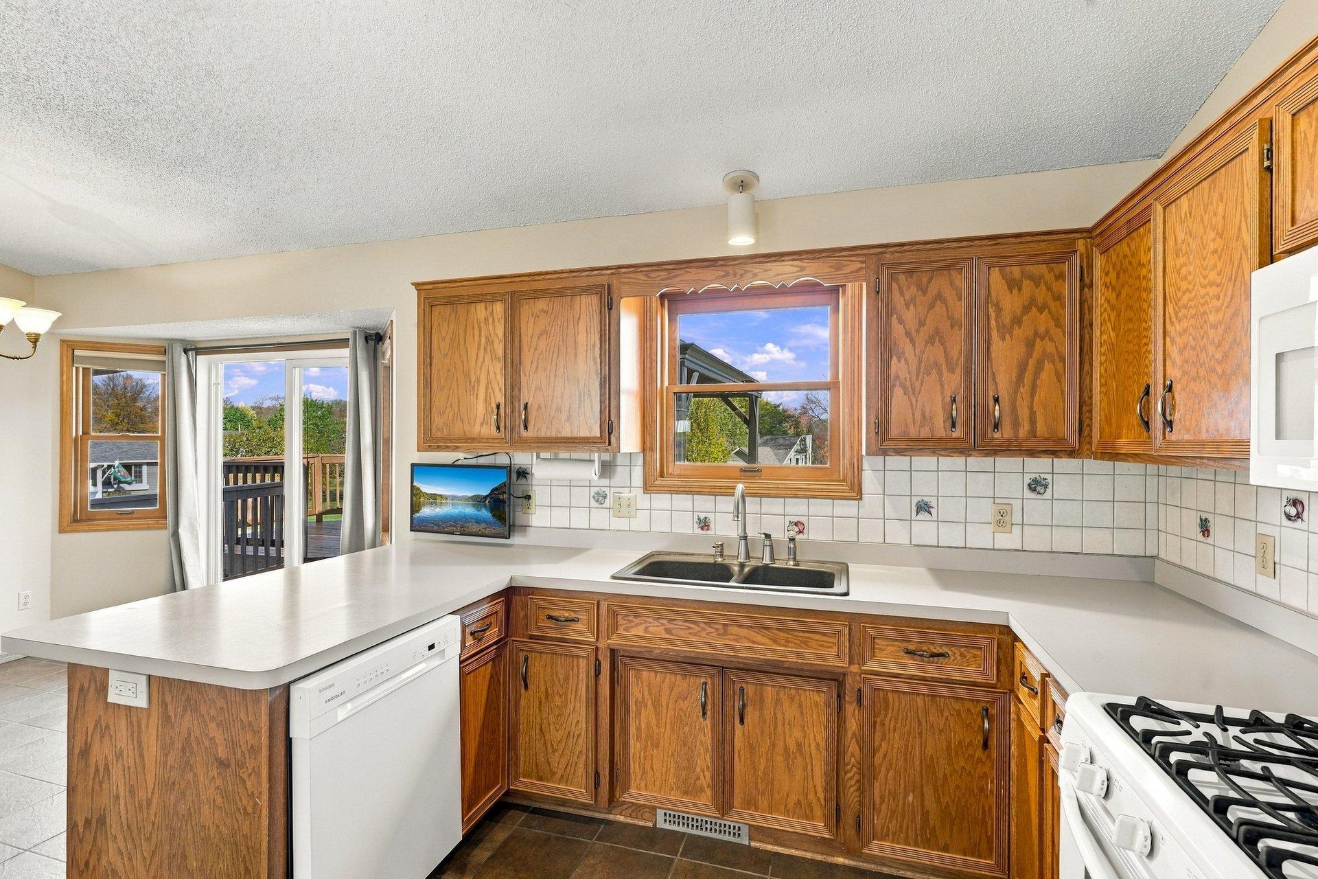 View of Residential at 17314 Greentree Path, Lakeville MN 55044, Lakeville (21 of 66) - Mike Wilen | Minnesota Team Real Estate