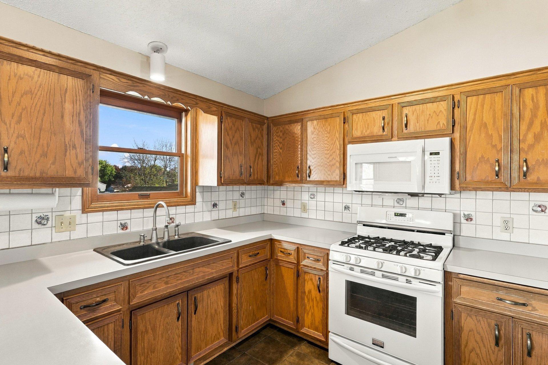 View of Residential at 17314 Greentree Path, Lakeville MN 55044, Lakeville (20 of 66) - Mike Wilen | Minnesota Team Real Estate