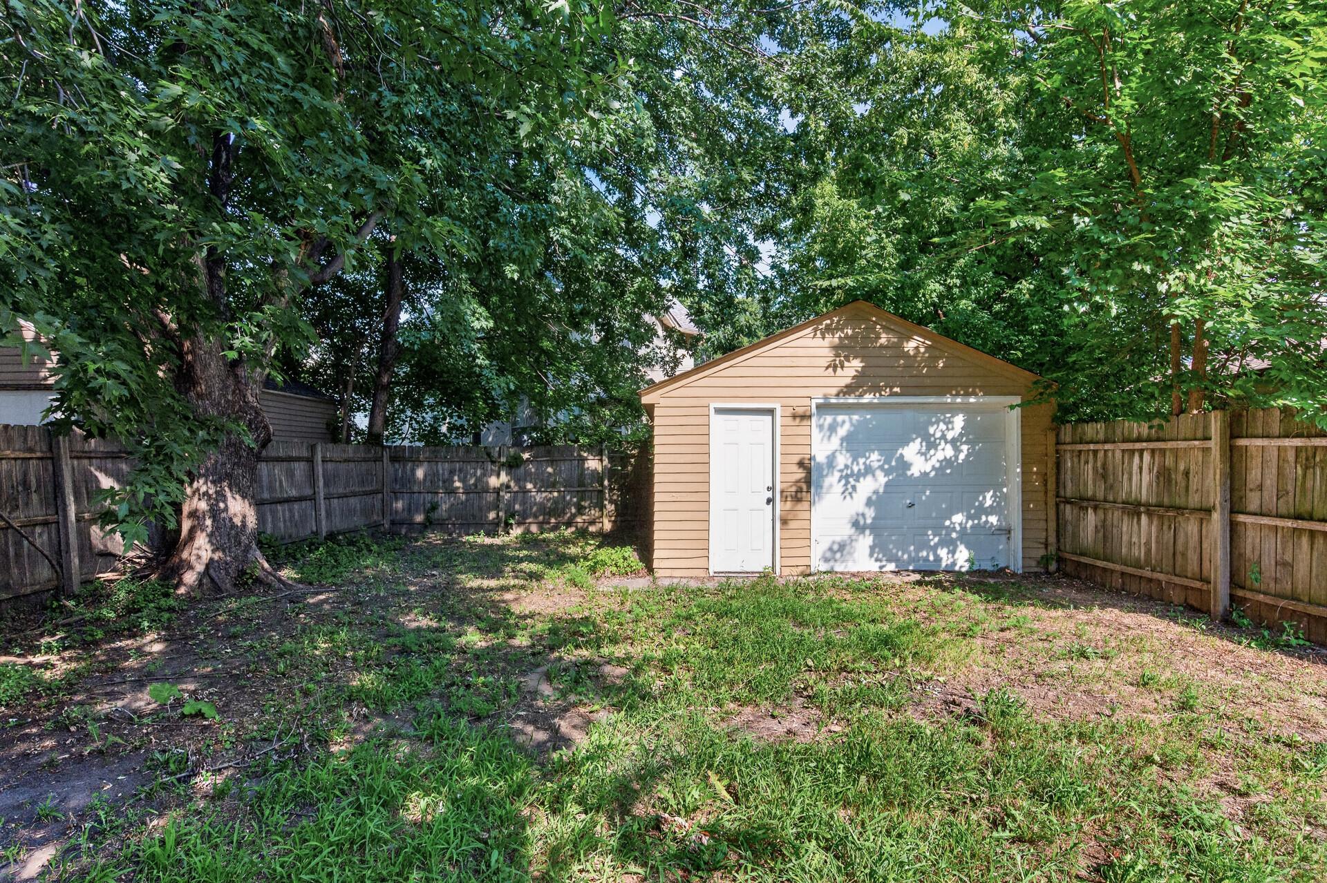 View of Residential at 2332 Sheridan Avenue, Minneapolis MN 55411, Minneapolis (28 of 29) - Mike Wilen | Minnesota Team Real Estate