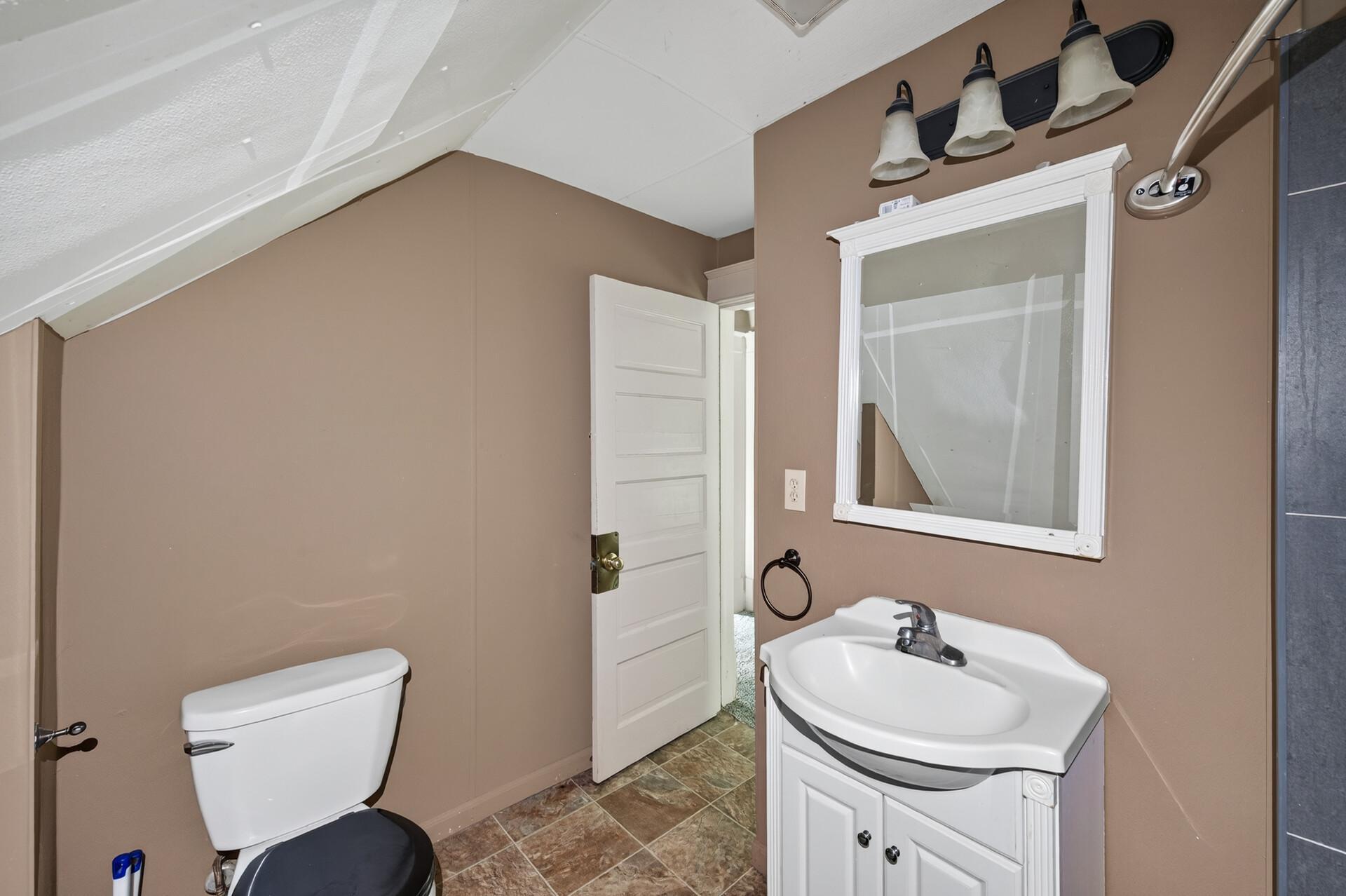 View of Residential at 2332 Sheridan Avenue, Minneapolis MN 55411, Minneapolis (19 of 29) - Mike Wilen | Minnesota Team Real Estate