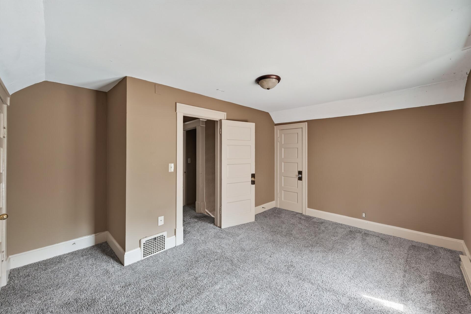 View of Residential at 2332 Sheridan Avenue, Minneapolis MN 55411, Minneapolis (15 of 29) - Mike Wilen | Minnesota Team Real Estate