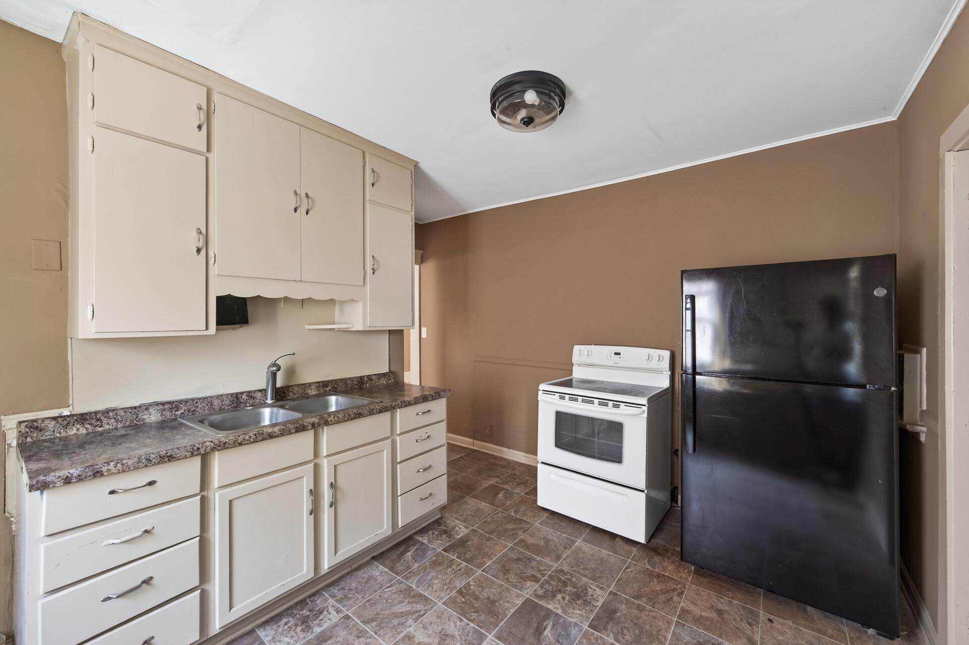View of Residential at 2332 Sheridan Avenue, Minneapolis MN 55411, Minneapolis (13 of 29) - Mike Wilen | Minnesota Team Real Estate