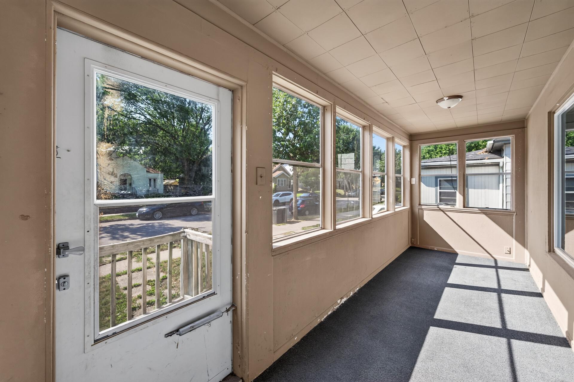 View of Residential at 2332 Sheridan Avenue, Minneapolis MN 55411, Minneapolis (5 of 29) - Mike Wilen | Minnesota Team Real Estate