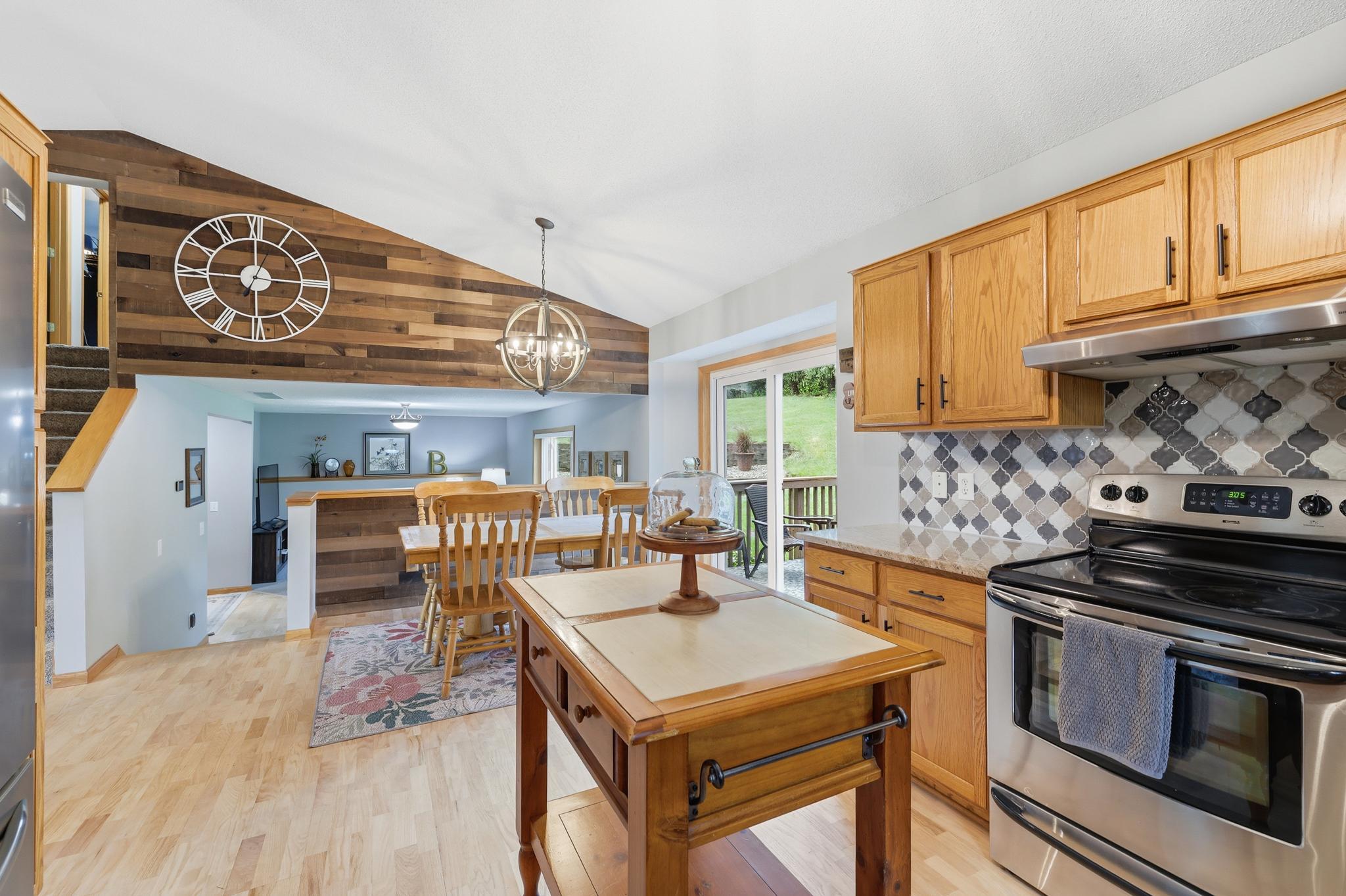View of Residential at 9005 Jensen Avenue, Cottage Grove MN 55016, Cottage Grove (5 of 30) - Mike Wilen | Minnesota Team Real Estate