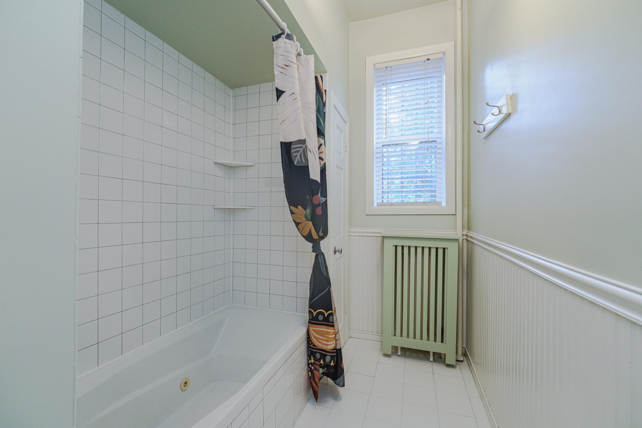 View of Residential at 223 Arundel Street #1, Saint Paul MN 55102, Saint Paul (24 of 51) - Mike Wilen | Minnesota Team Real Estate