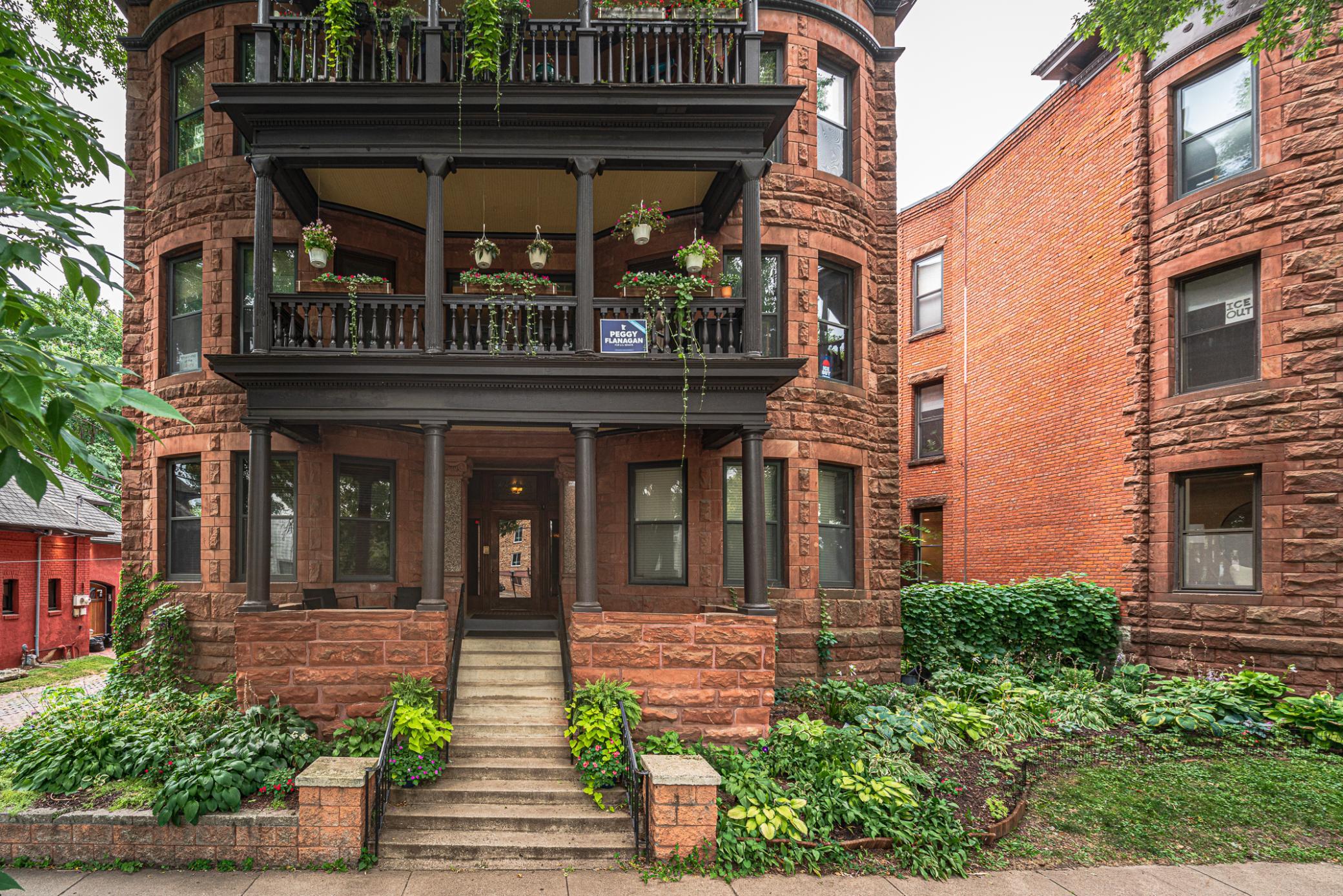View of Residential at 223 Arundel Street #1, Saint Paul MN 55102, Saint Paul (40 of 51) - Mike Wilen | Minnesota Team Real Estate