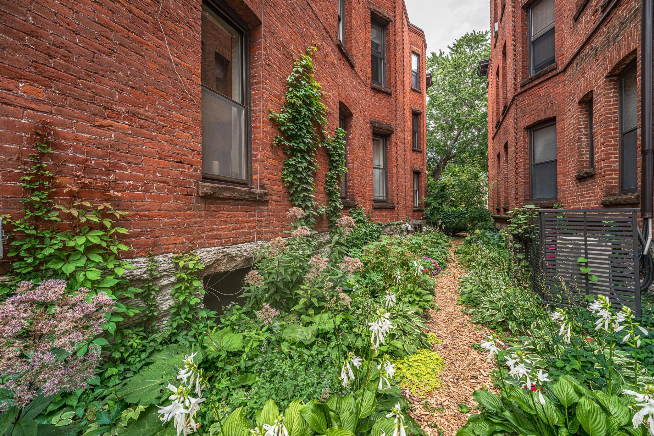 View of Residential at 223 Arundel Street #1, Saint Paul MN 55102, Saint Paul (46 of 51) - Mike Wilen | Minnesota Team Real Estate