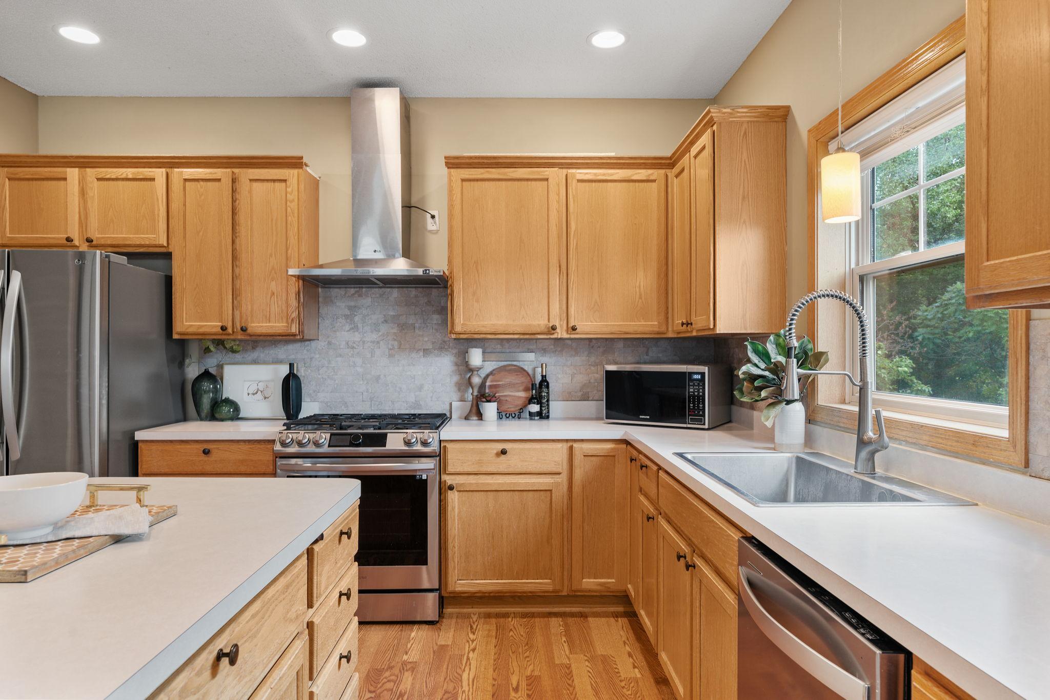 View of Residential at 11863 86th Avenue, Maple Grove MN 55369, Maple Grove (23 of 62) - Mike Wilen | Minnesota Team Real Estate