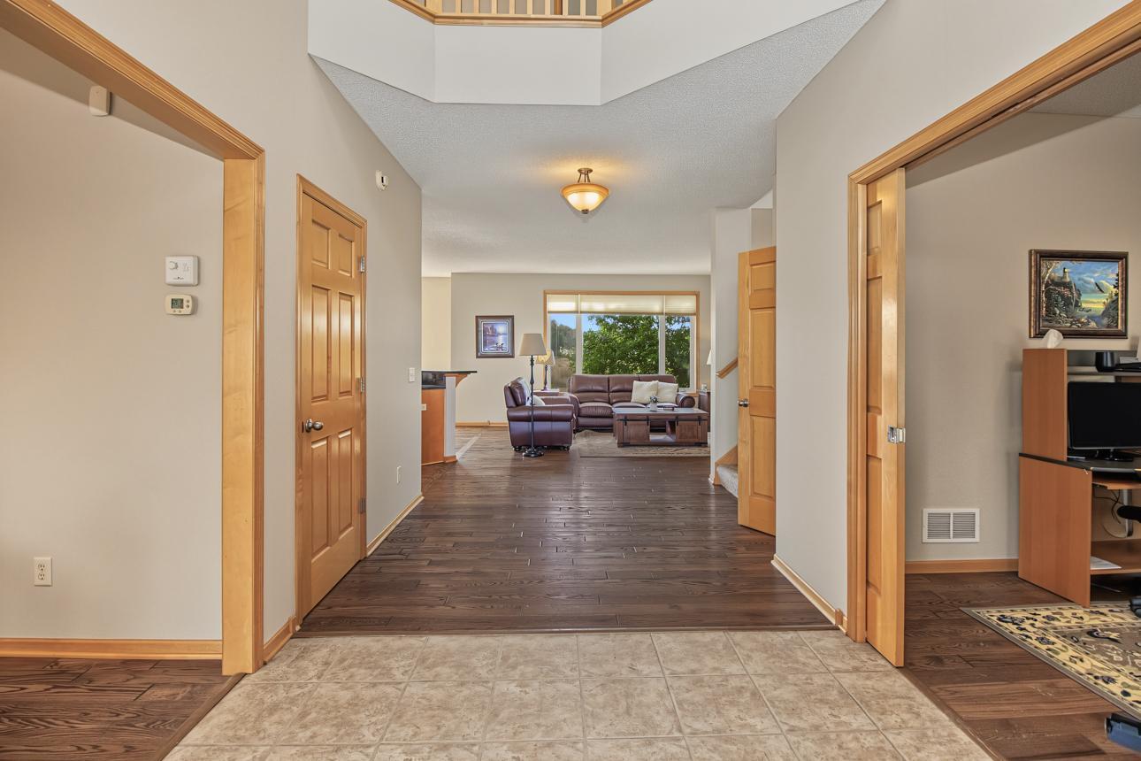 View of Residential at 6111 106th Avenue, Brooklyn Park MN 55443, Brooklyn Park (6 of 62) - Mike Wilen | Minnesota Team Real Estate