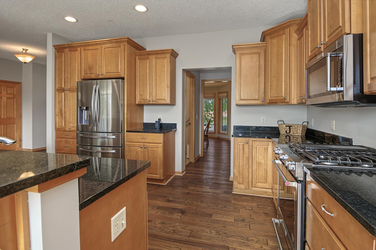 View of Residential at 6111 106th Avenue, Brooklyn Park MN 55443, Brooklyn Park (17 of 62) - Mike Wilen | Minnesota Team Real Estate