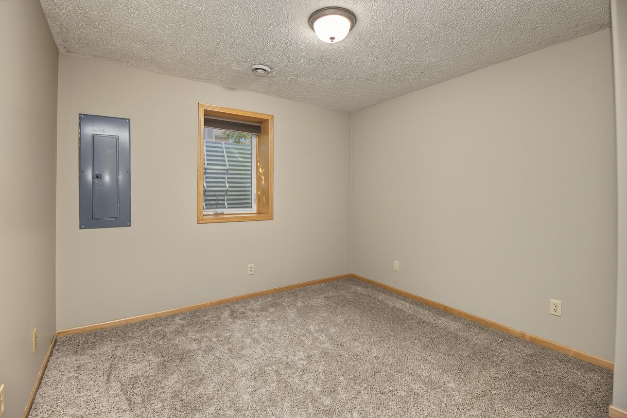View of Residential at 6111 106th Avenue, Brooklyn Park MN 55443, Brooklyn Park (41 of 62) - Mike Wilen | Minnesota Team Real Estate
