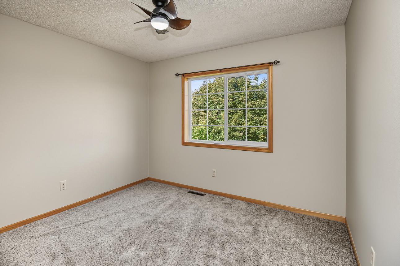 View of Residential at 6111 106th Avenue, Brooklyn Park MN 55443, Brooklyn Park (35 of 62) - Mike Wilen | Minnesota Team Real Estate