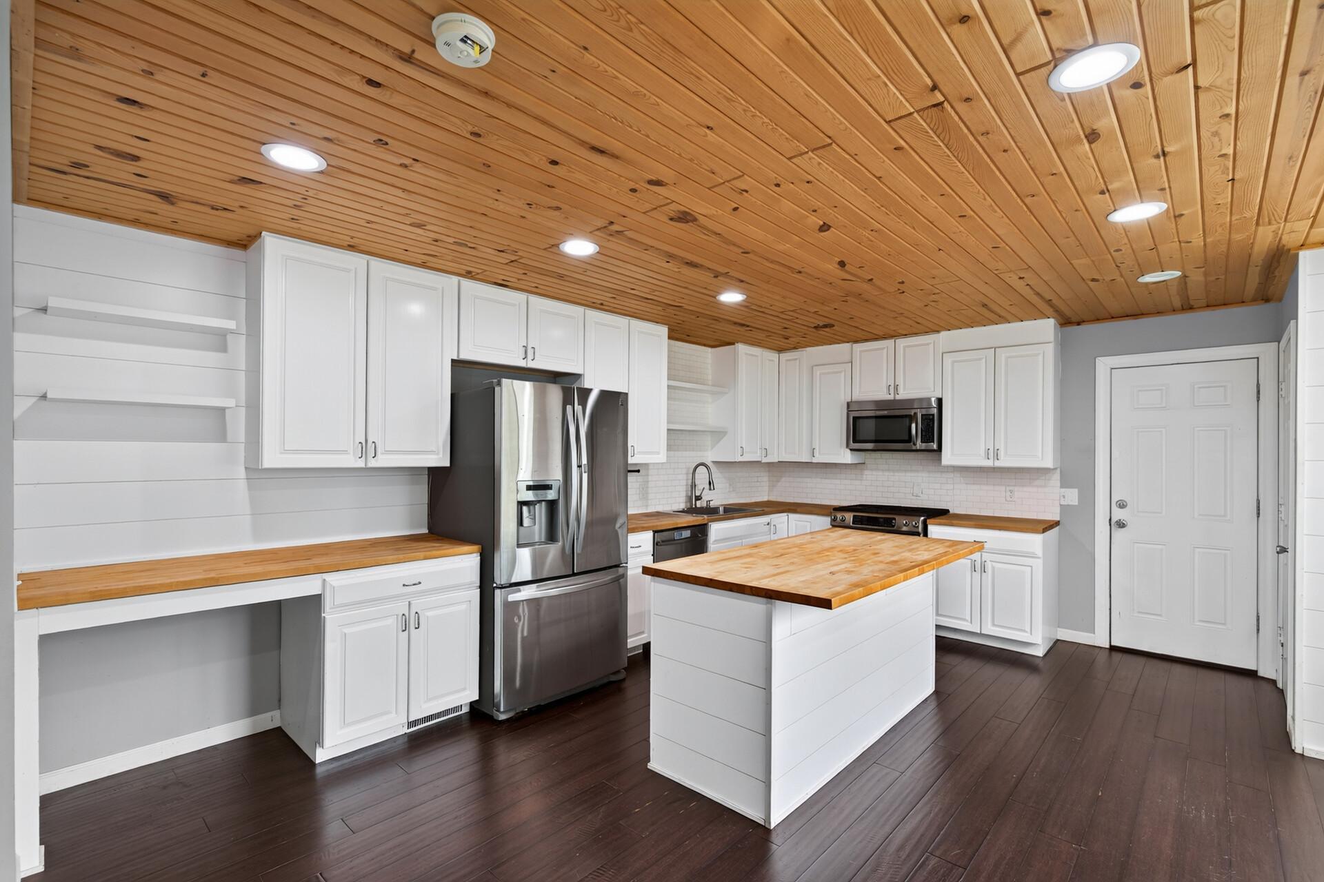 View of Residential at 710 129th Avenue, Blaine MN 55434, Blaine (6 of 35) - Mike Wilen | Minnesota Team Real Estate