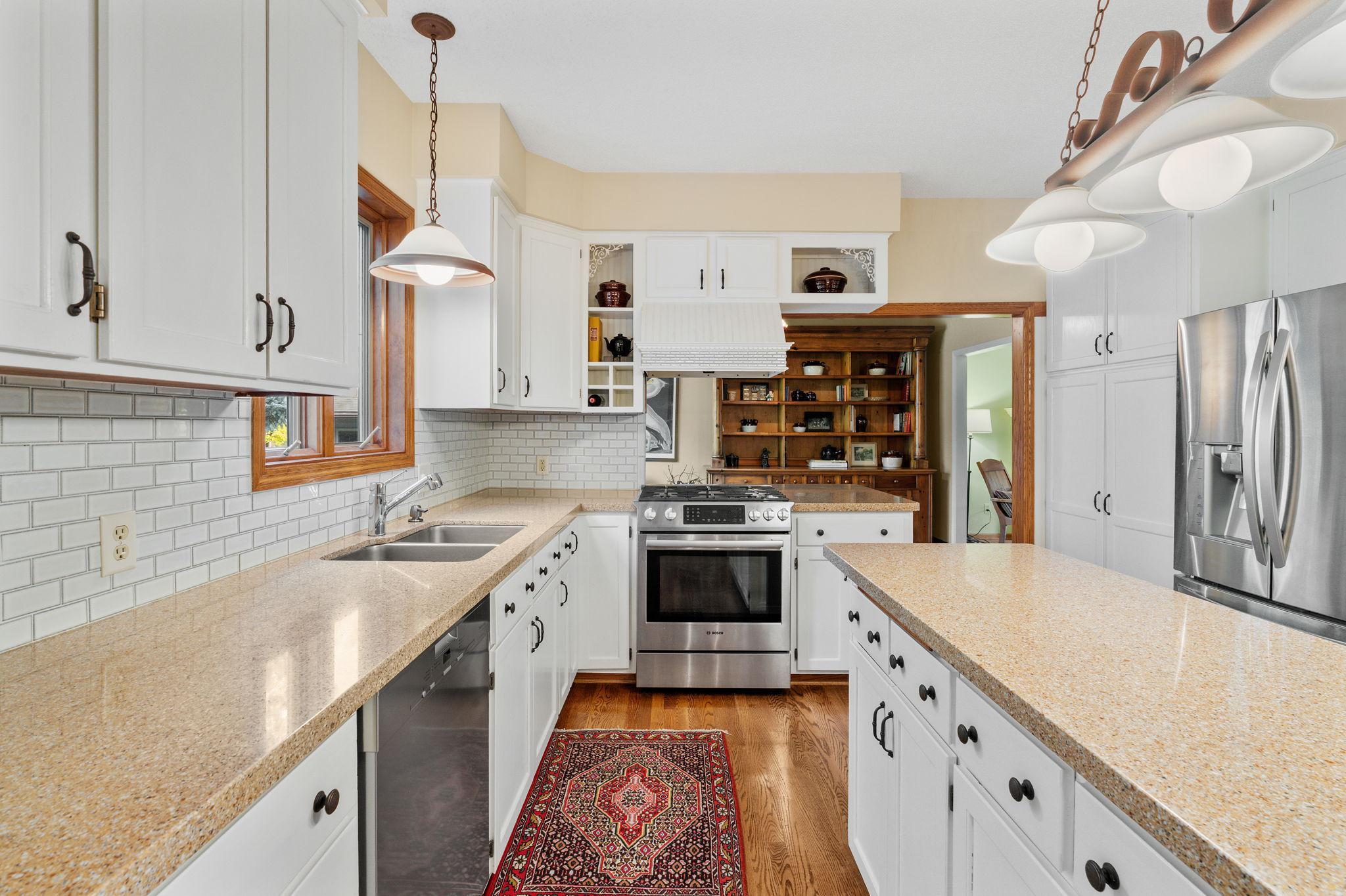View of Residential at 11828 Boulder Bay Road, Eden Prairie MN 55344, Eden Prairie (19 of 84) - Mike Wilen | Minnesota Team Real Estate