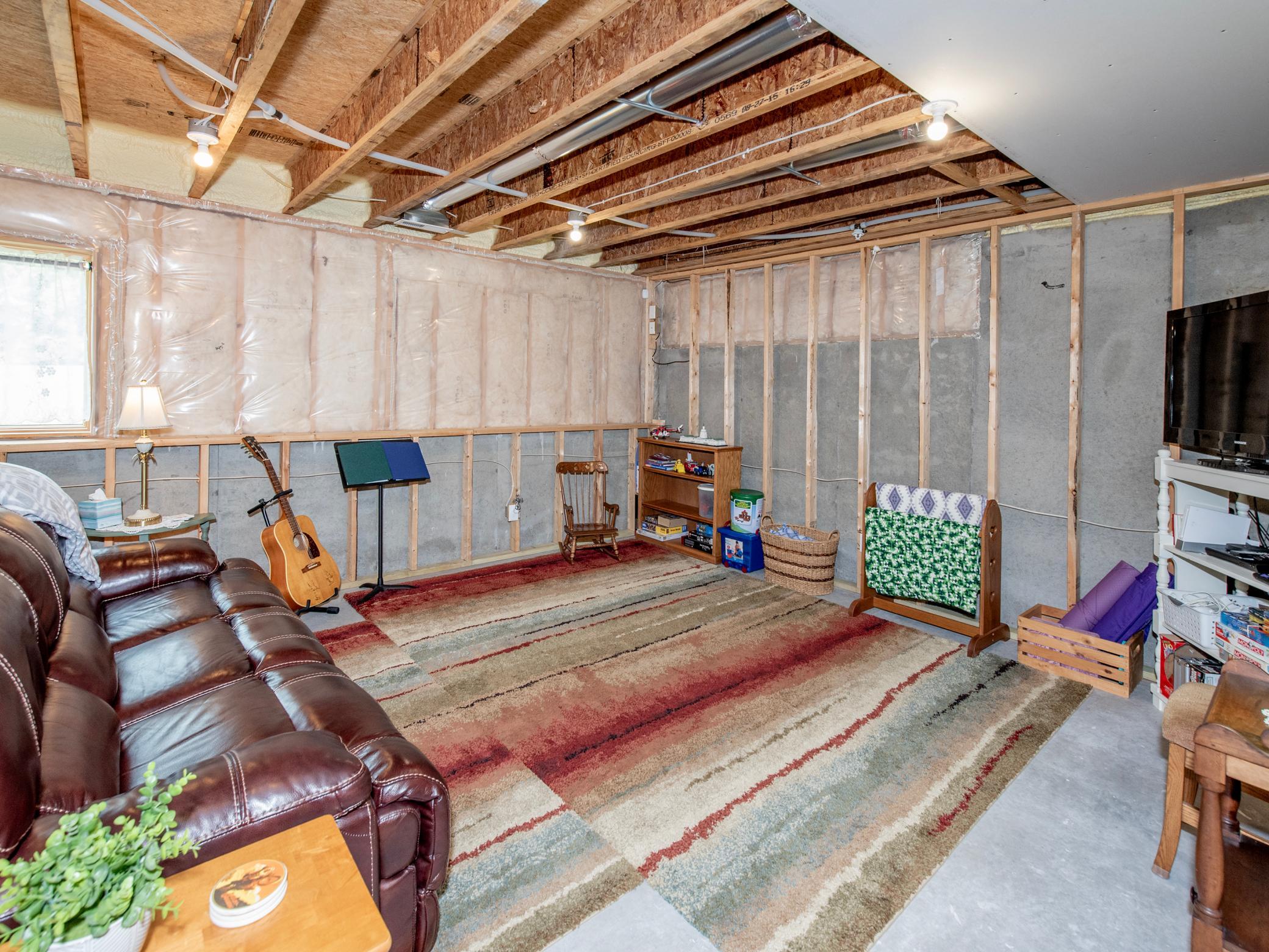 View of Residential at 2365 Skillman Avenue, North Saint Paul MN 55109, North Saint Paul (22 of 40) - Mike Wilen | Minnesota Team Real Estate
