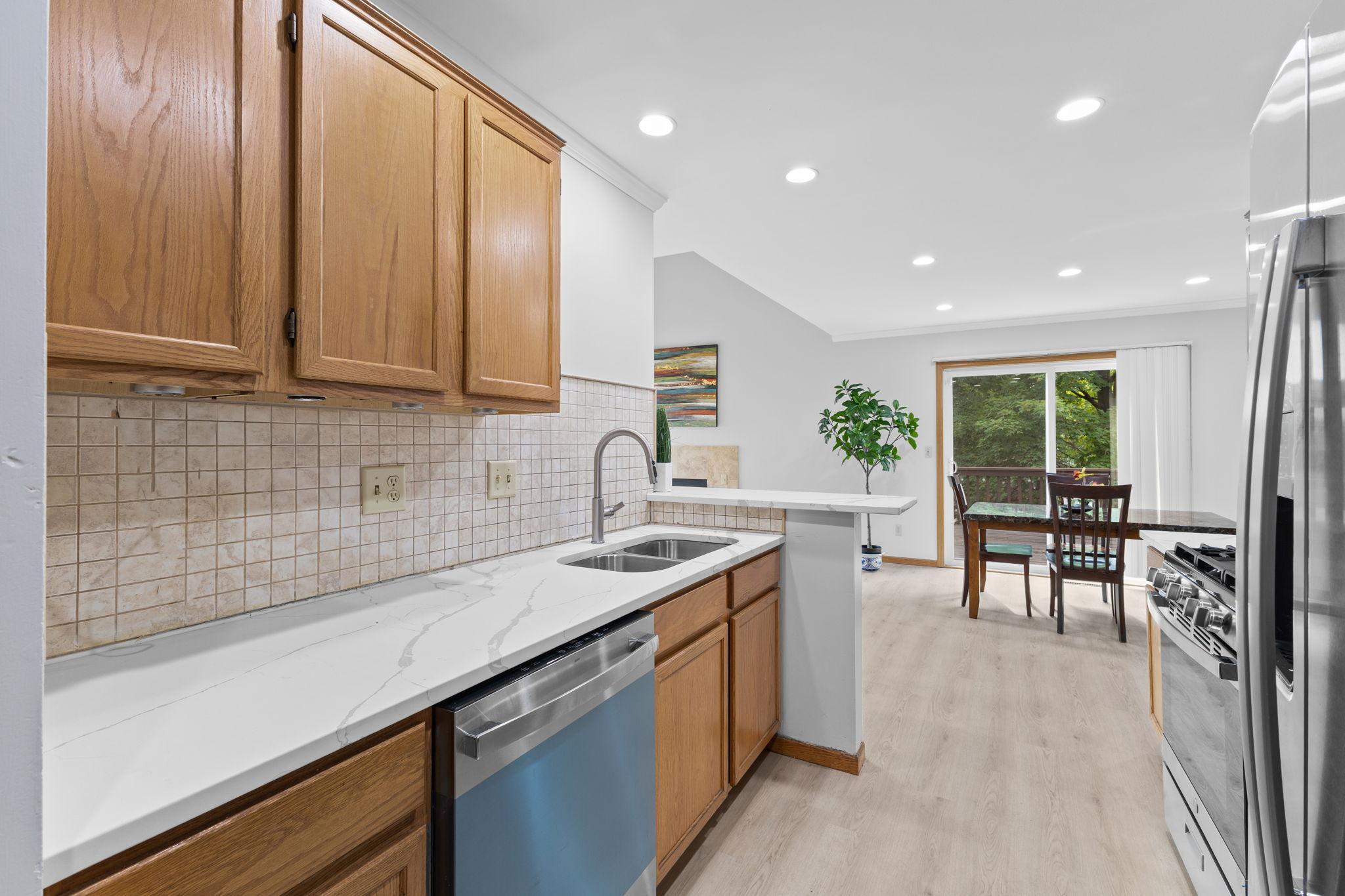 View of Residential at 995 106th Lane #46, Coon Rapids MN 55433, Coon Rapids (12 of 23) - Mike Wilen | Minnesota Team Real Estate