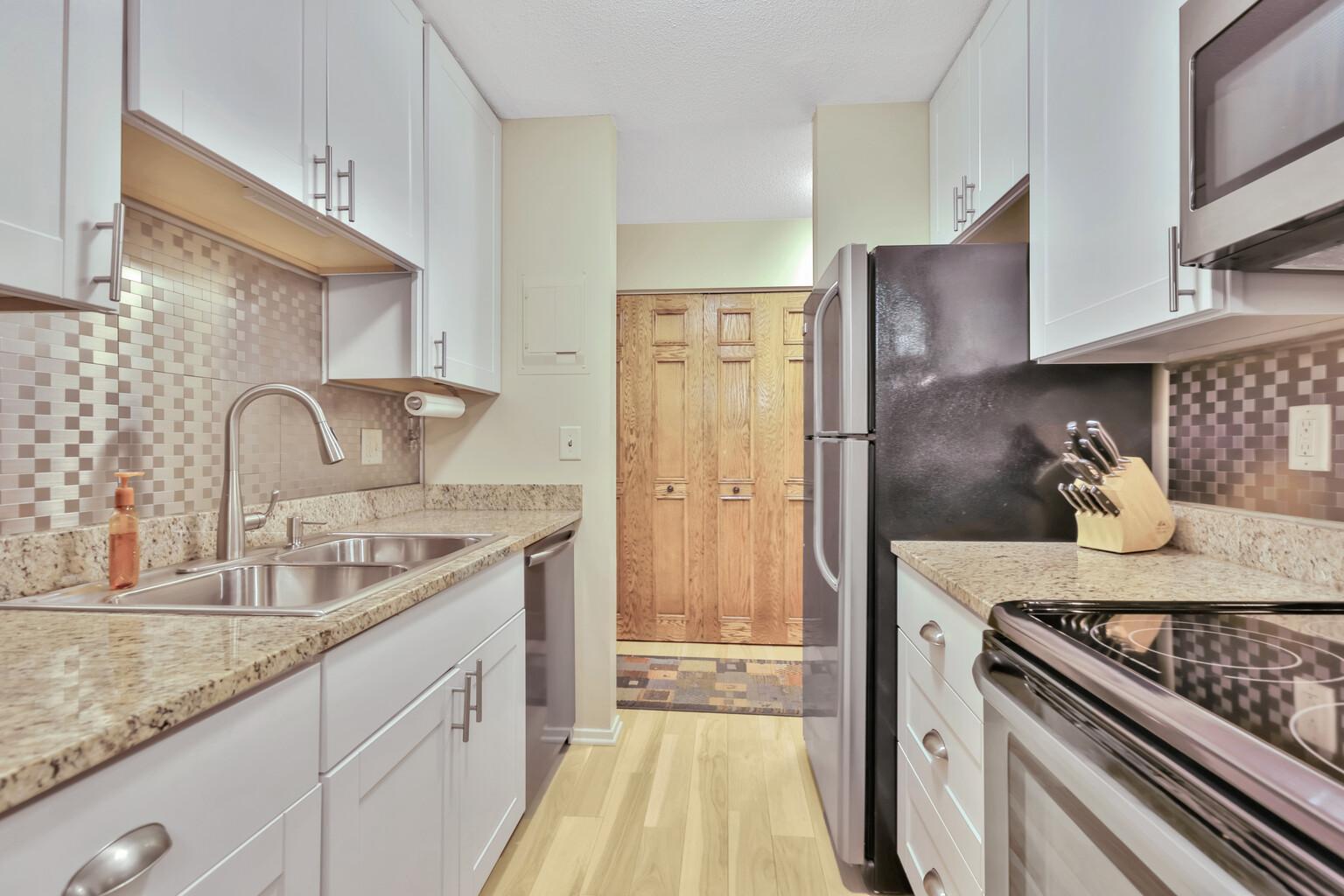 View of Residential at 2800 Hamline Avenue #241, Roseville MN 55113, Roseville (4 of 39) - Mike Wilen | Minnesota Team Real Estate
