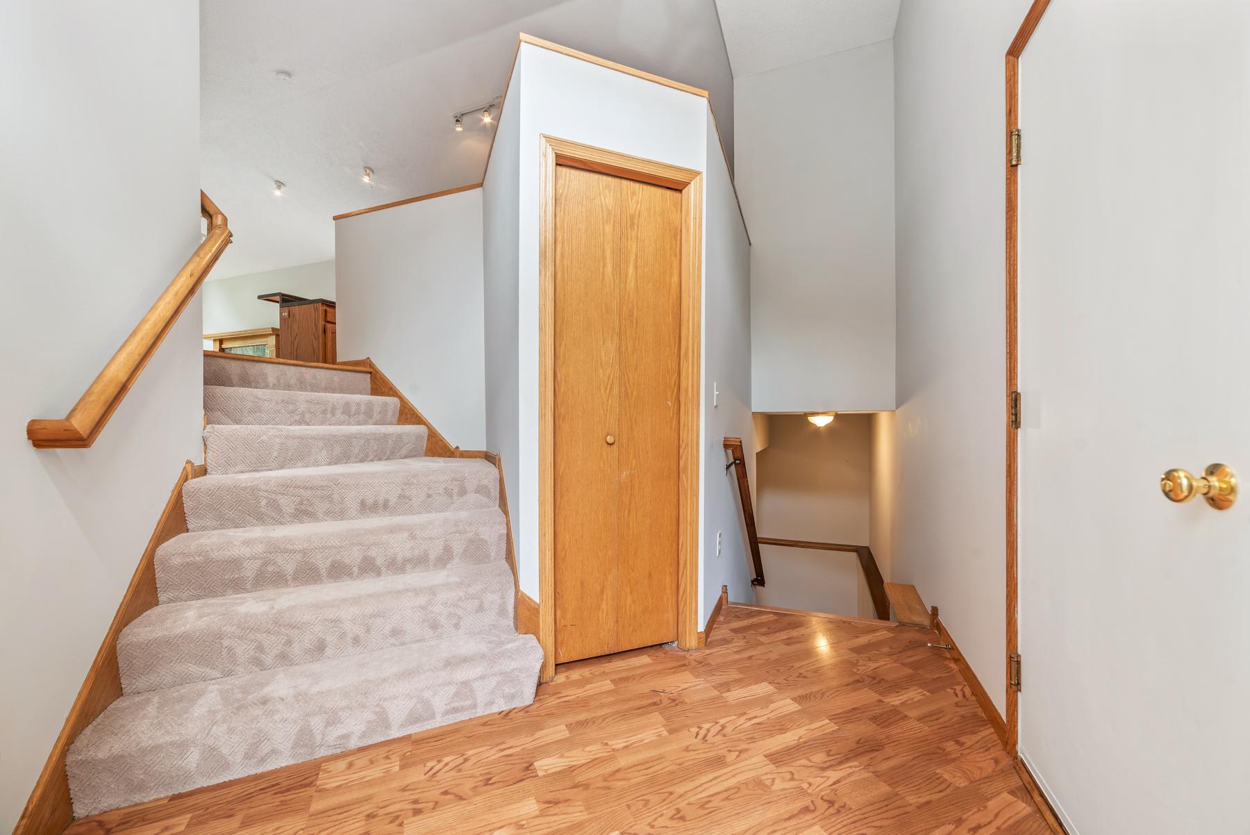 View of Residential at 483 Poplar Drive, Shoreview MN 55126, Shoreview (6 of 36) - Mike Wilen | Minnesota Team Real Estate