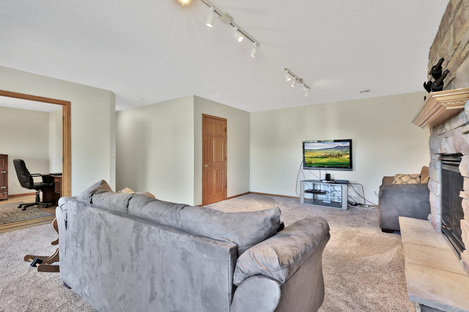 View of Residential at 19710 Hunters Ridge, Corcoran MN 55374, Corcoran (46 of 62) - Mike Wilen | Minnesota Team Real Estate