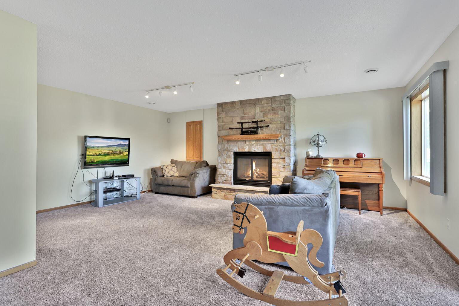 View of Residential at 19710 Hunters Ridge, Corcoran MN 55374, Corcoran (18 of 62) - Mike Wilen | Minnesota Team Real Estate