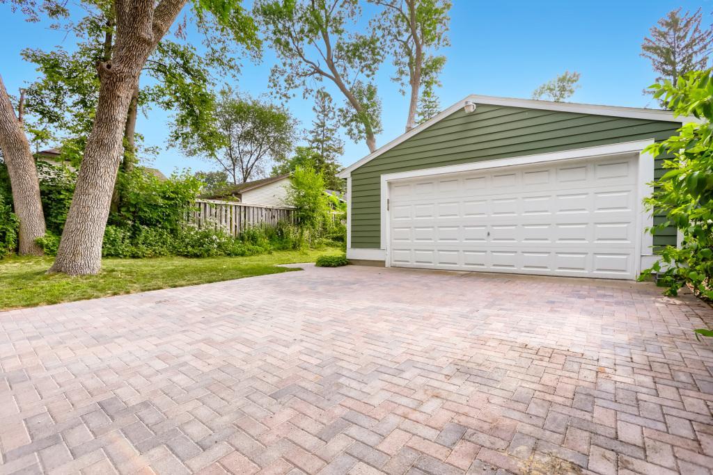 View of Residential at 4887 Stewart Avenue, White Bear Lake MN 55110, White Bear Lake (26 of 37) - Mike Wilen | Minnesota Team Real Estate