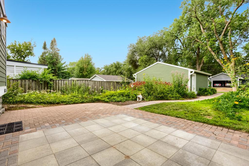 View of Residential at 4887 Stewart Avenue, White Bear Lake MN 55110, White Bear Lake (25 of 37) - Mike Wilen | Minnesota Team Real Estate