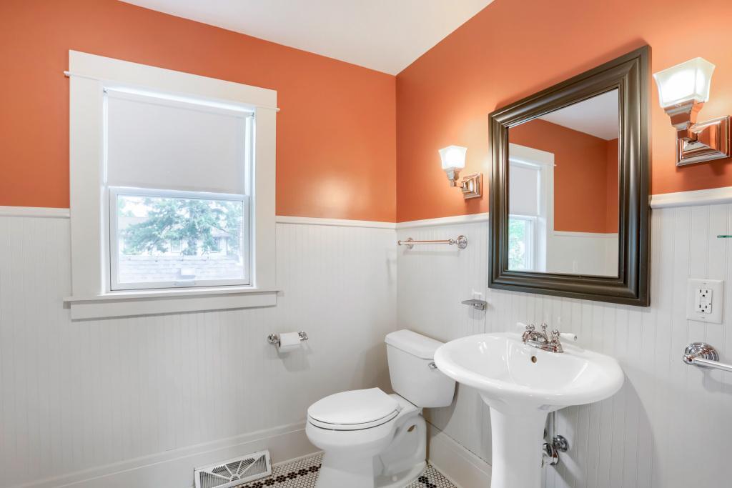 View of Residential at 4887 Stewart Avenue, White Bear Lake MN 55110, White Bear Lake (19 of 37) - Mike Wilen | Minnesota Team Real Estate